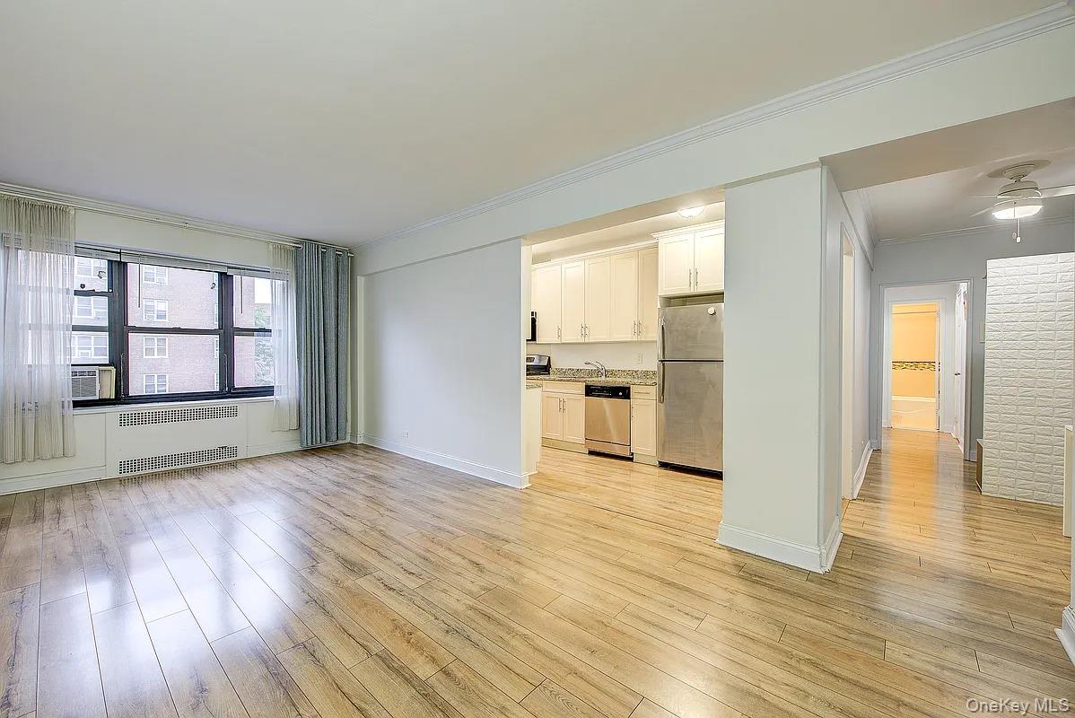 67-76 Booth Street # 4F, Forest Hills, NY 11375