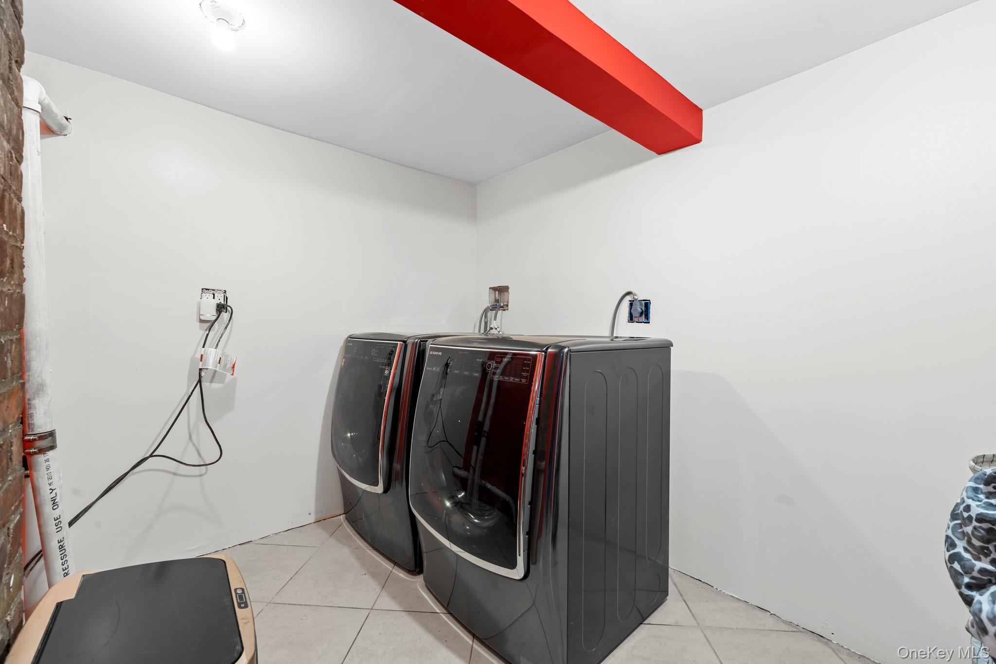 609 Lexington Avenue, Brooklyn, NY 11221