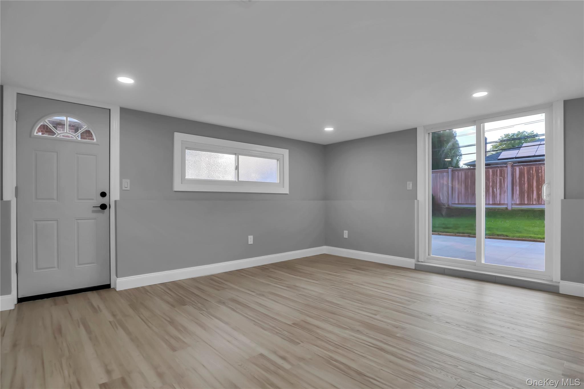 14 Westminster Road, Syosset, NY 11791