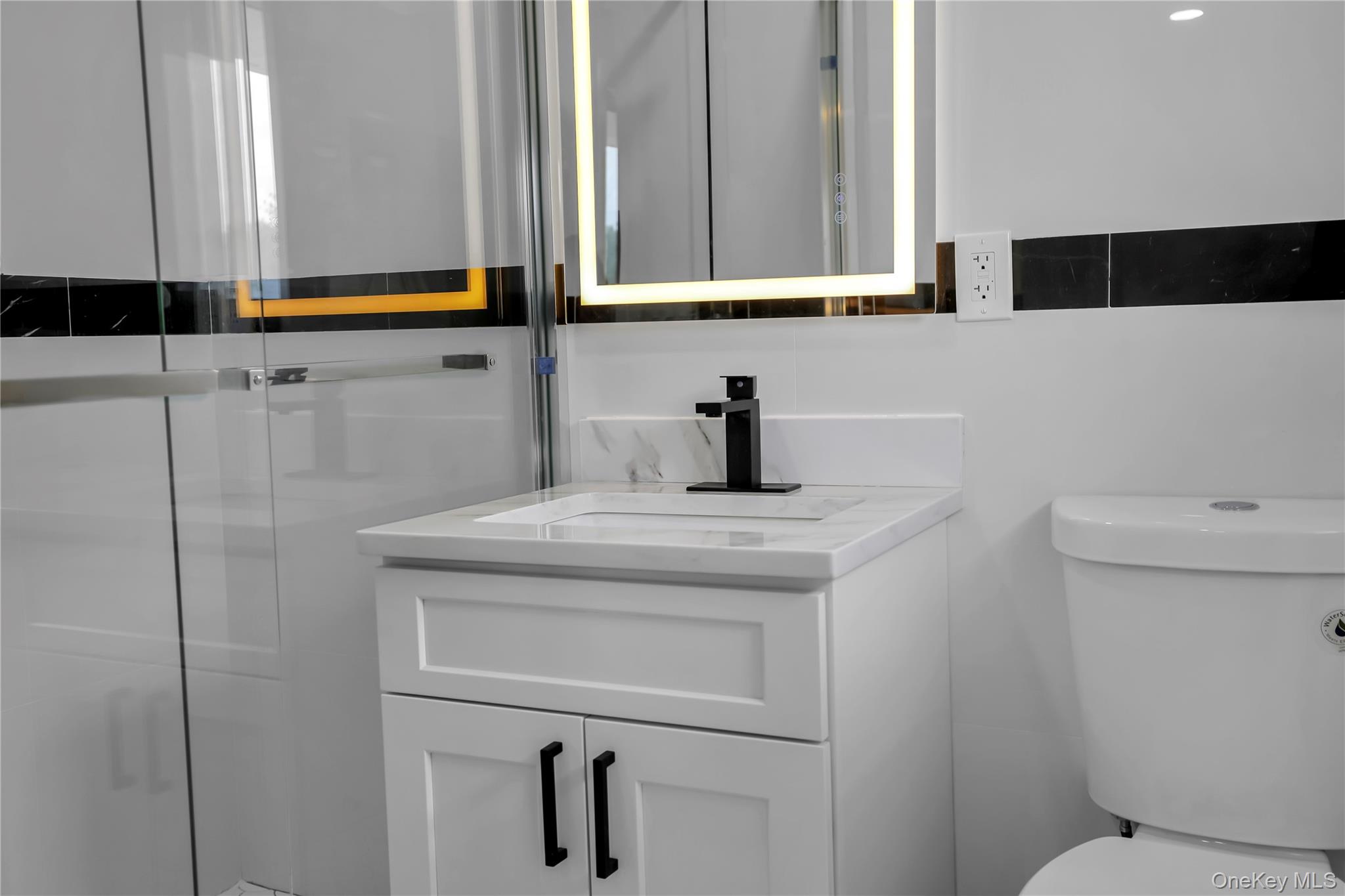 14 Westminster Road, Syosset, NY 11791