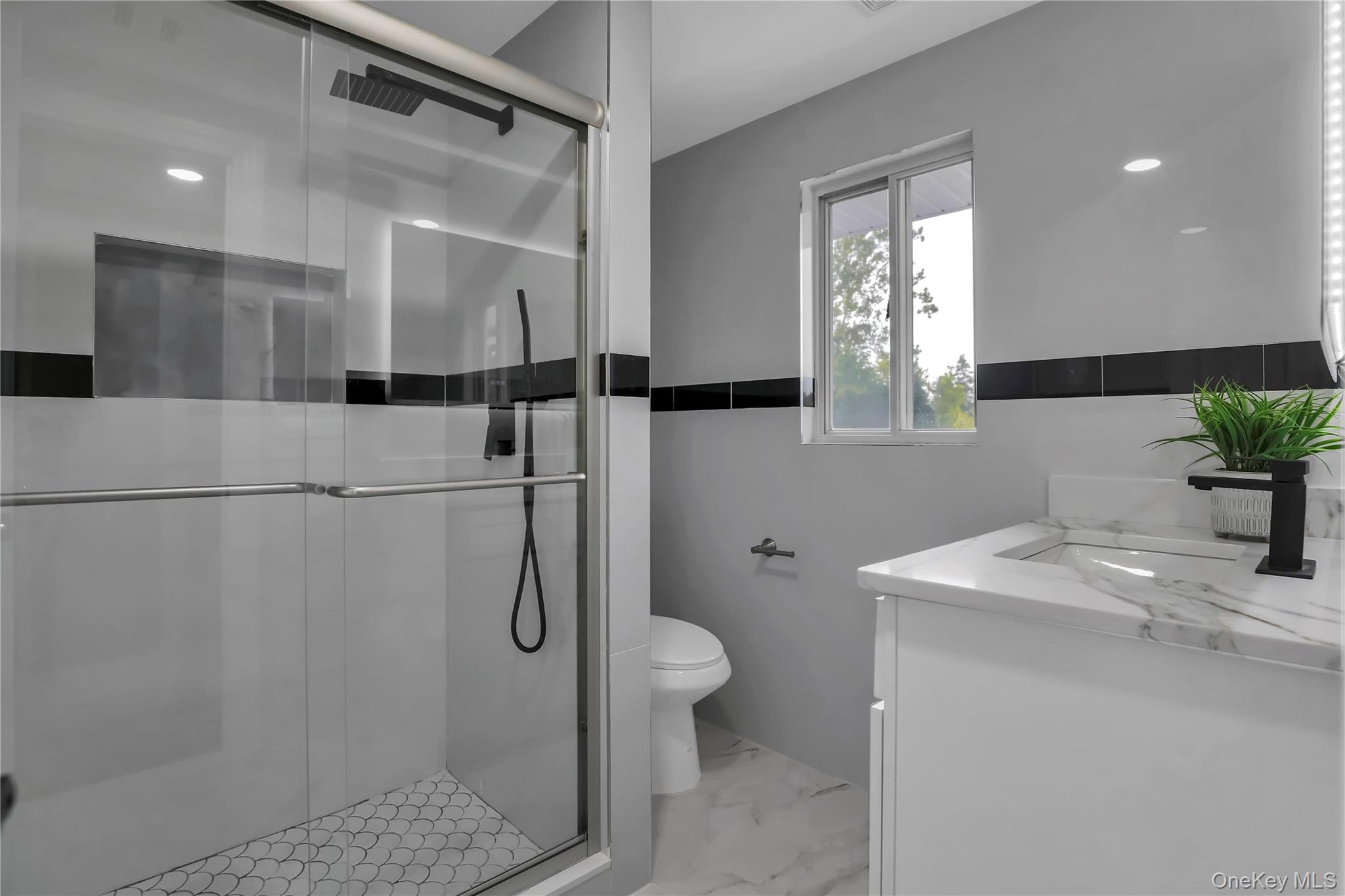 14 Westminster Road, Syosset, NY 11791