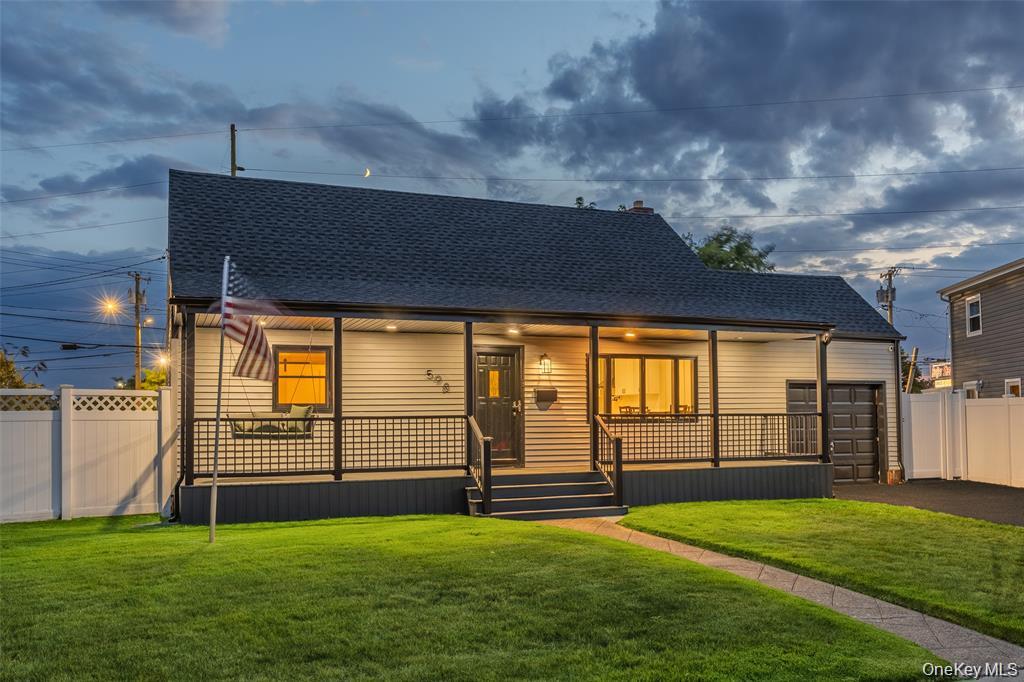 598 N Suffolk Avenue, Massapequa, NY 11758