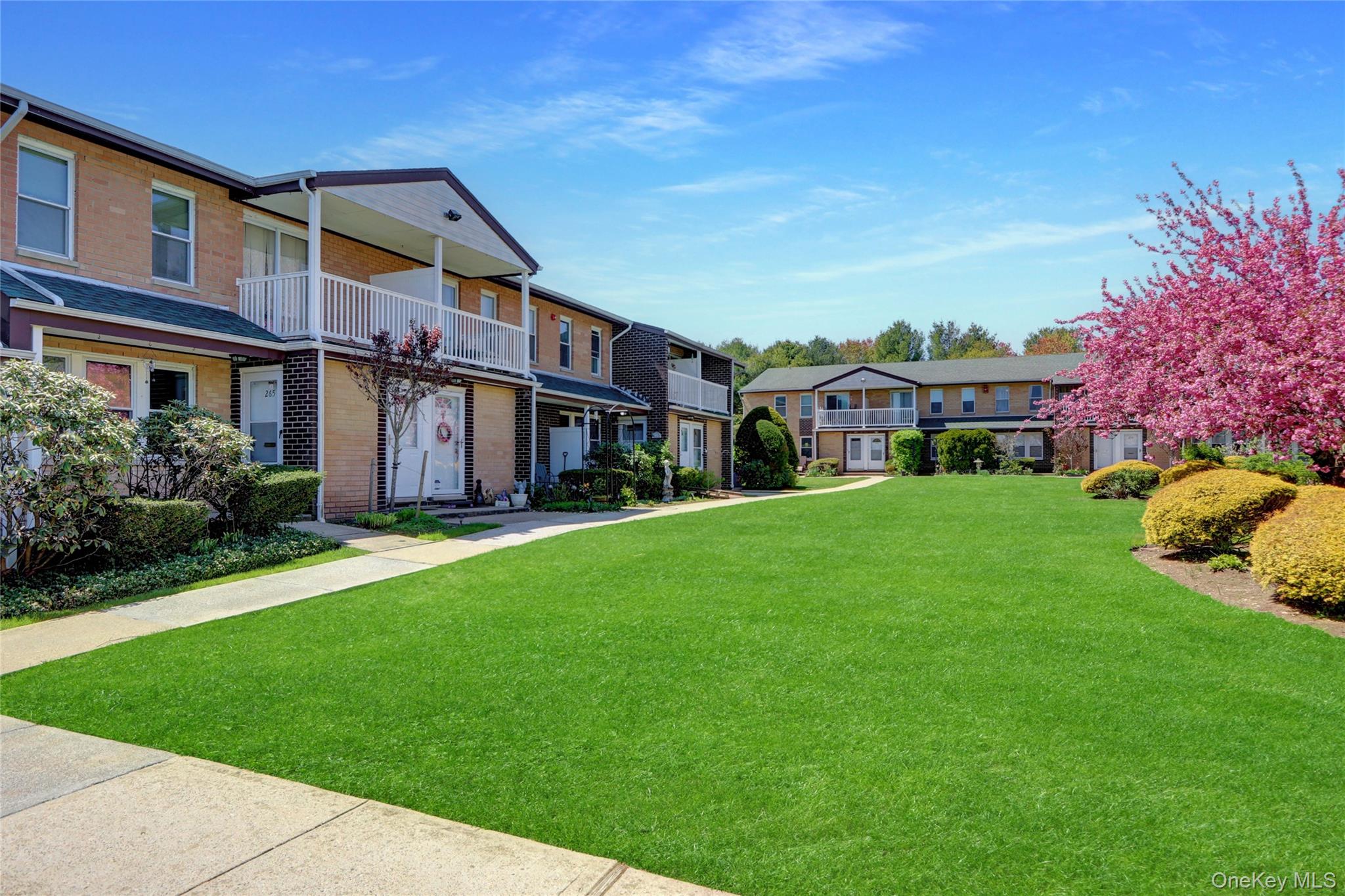 214 Artist Lake Drive, Middle Island, NY 11953