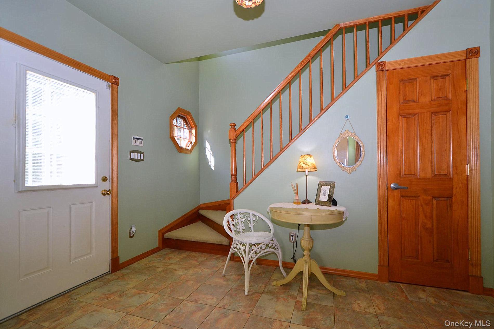 386 Grove Avenue, Patchogue, NY 11772