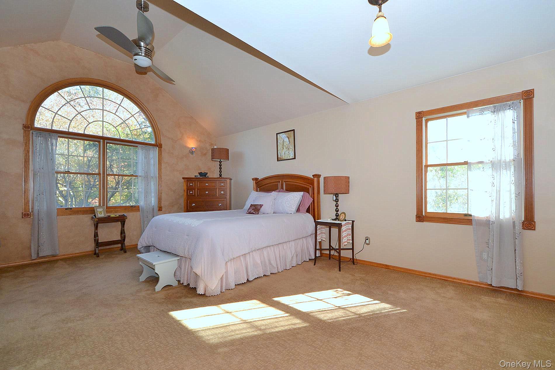 386 Grove Avenue, Patchogue, NY 11772