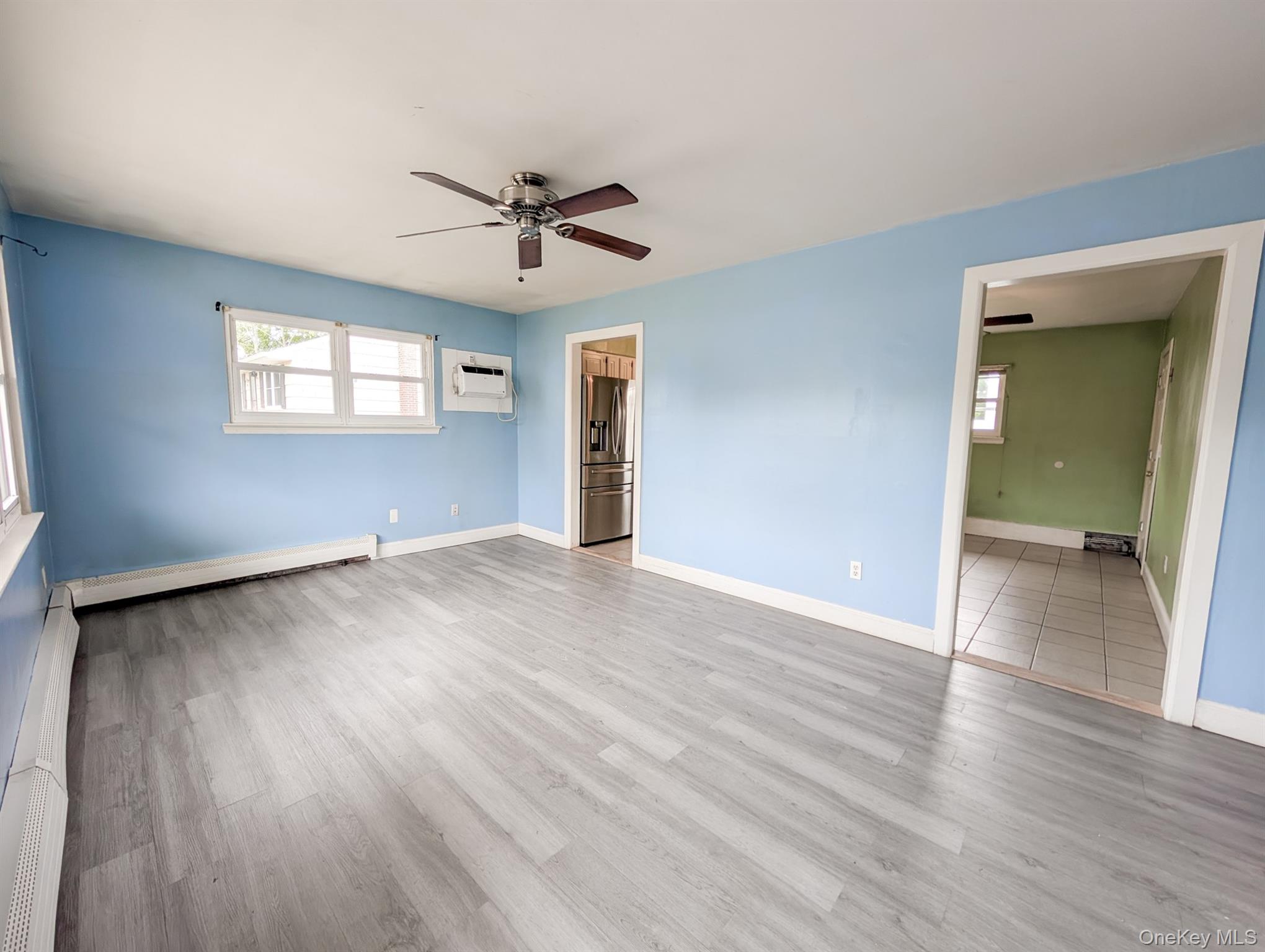 16 Elm Road E, Mastic Beach, NY 11951