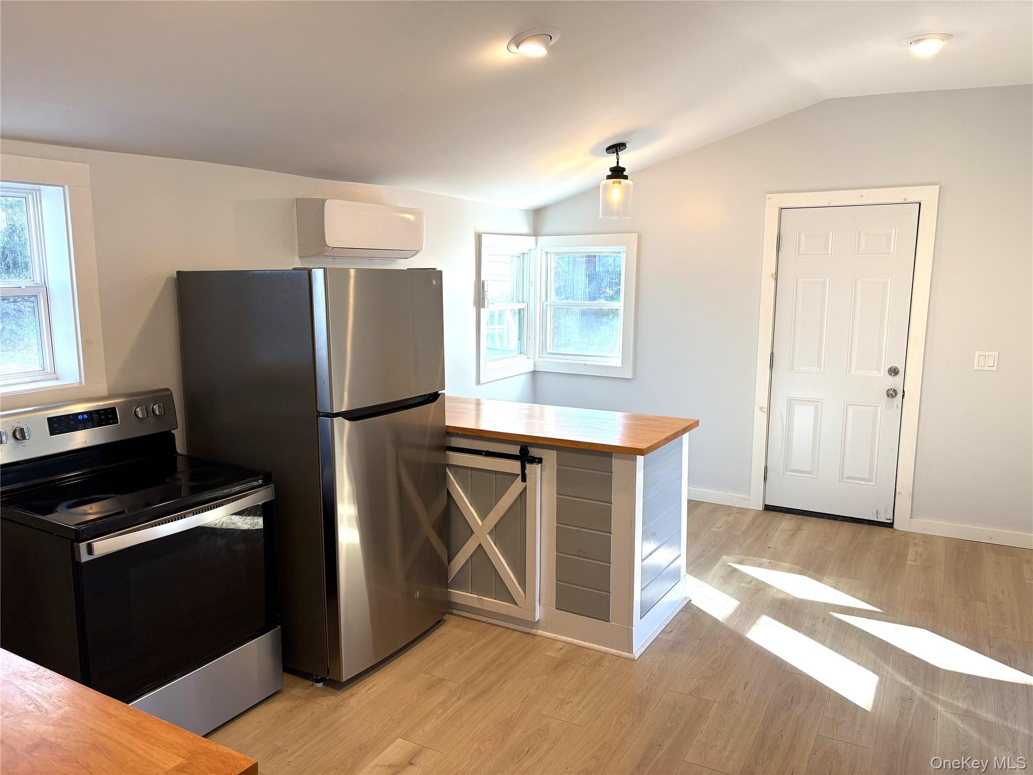 351 County Route 19, Hudson, NY 12541