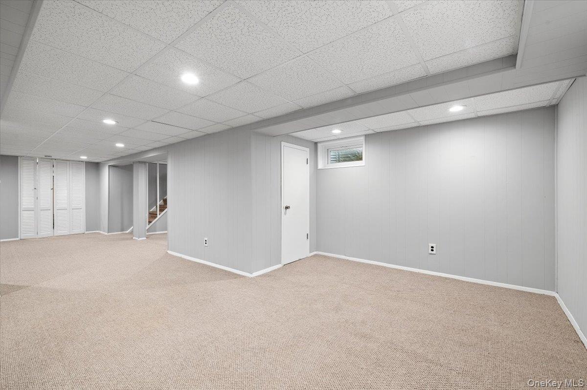 1109 Round Swamp Road, Old Bethpage, NY 11804