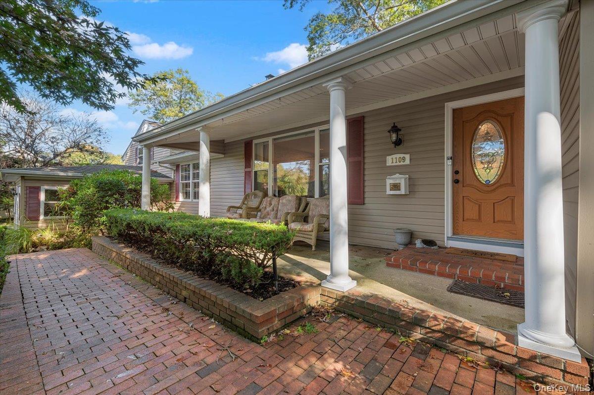 1109 Round Swamp Road, Old Bethpage, NY 11804