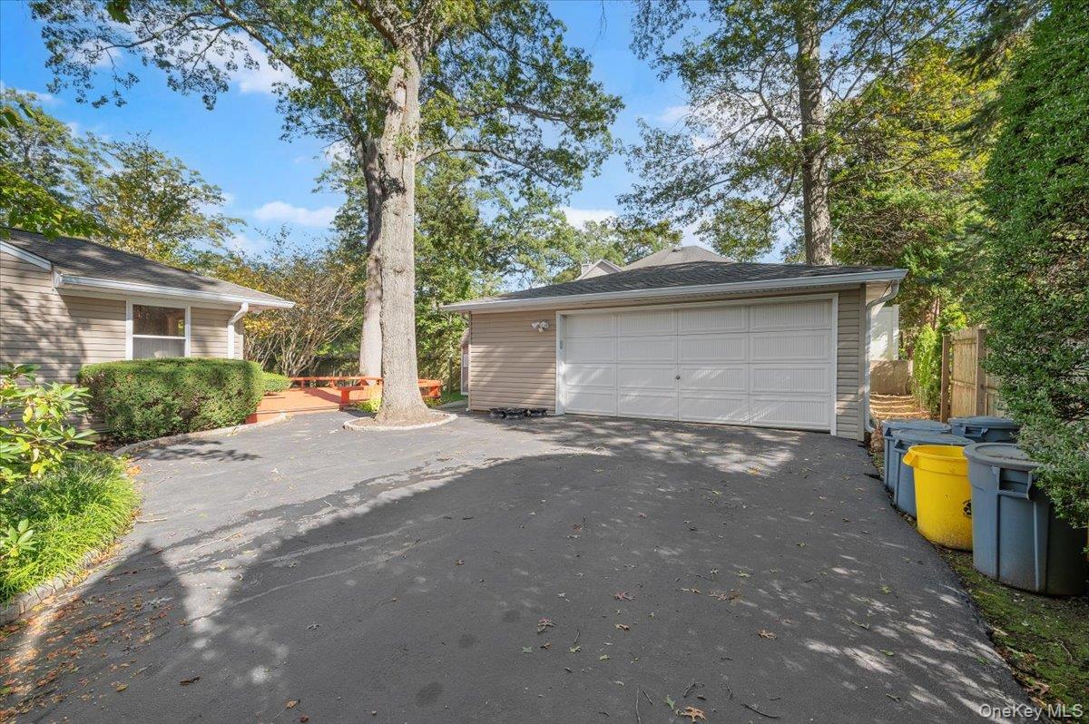 1109 Round Swamp Road, Old Bethpage, NY 11804