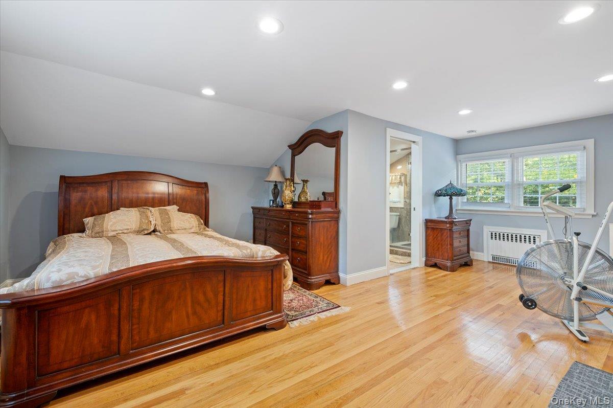 1109 Round Swamp Road, Old Bethpage, NY 11804