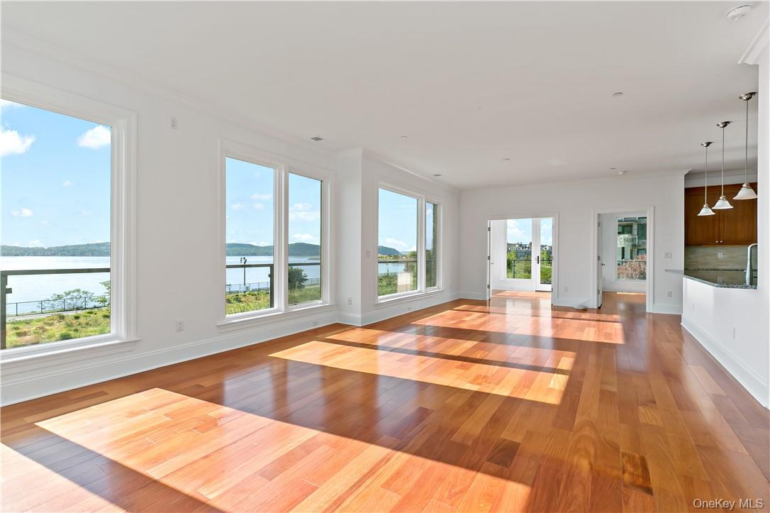 16 Rivers Edge Drive # 200, Tarrytown, NY 10591