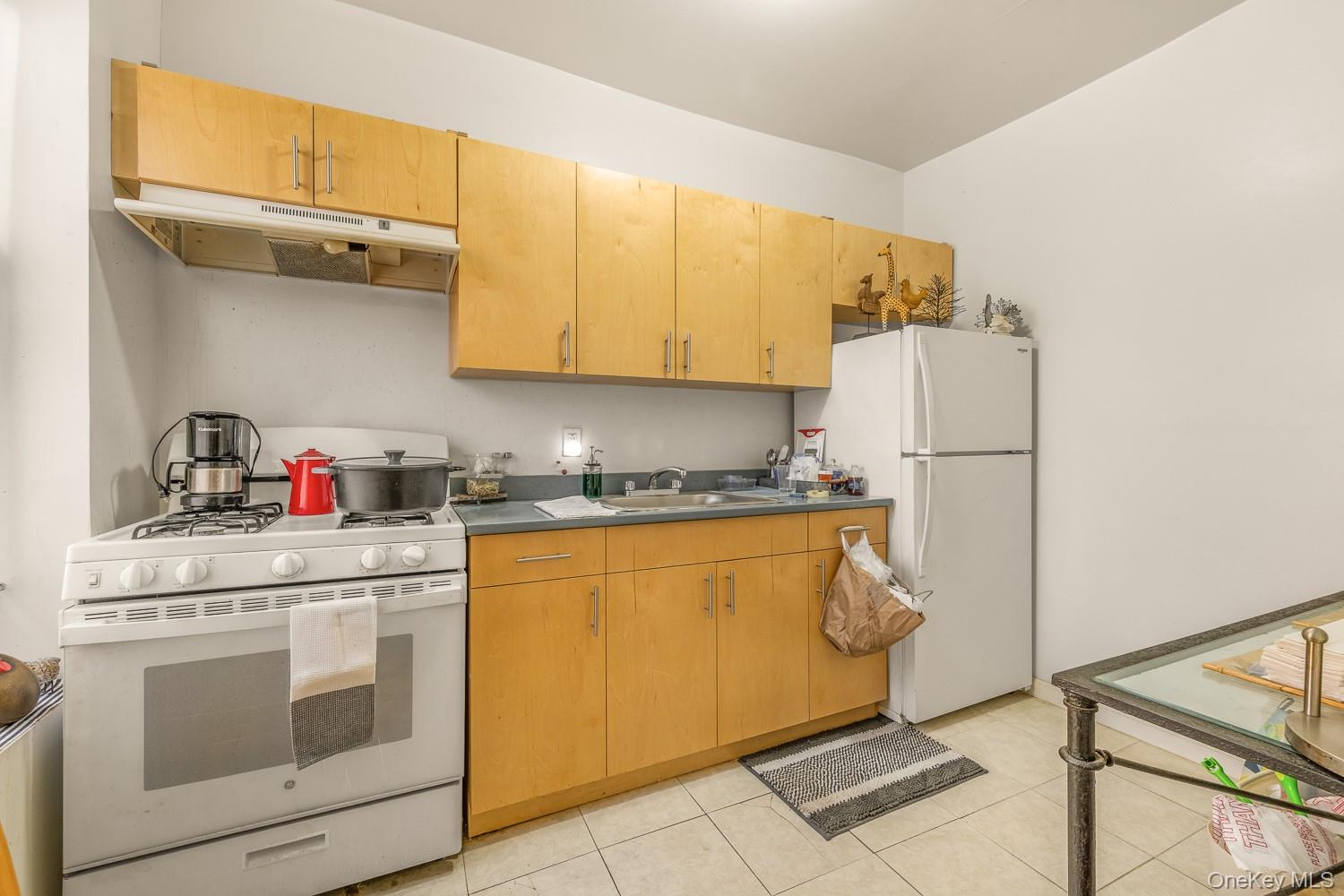 3414 33rd Street, Astoria, NY 11106