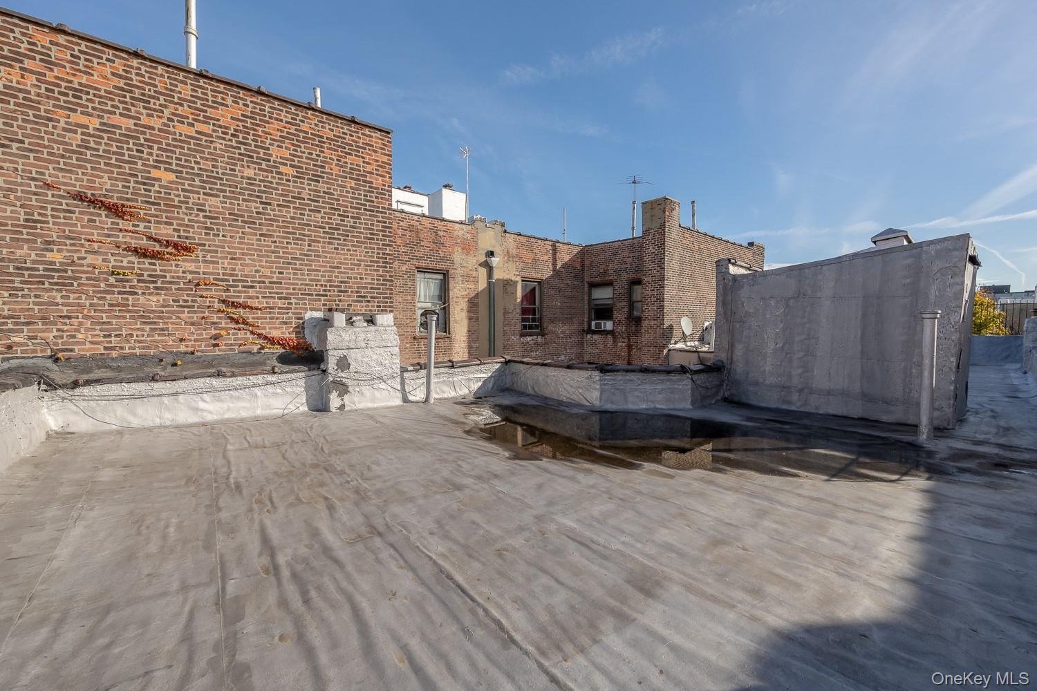 3414 33rd Street, Astoria, NY 11106