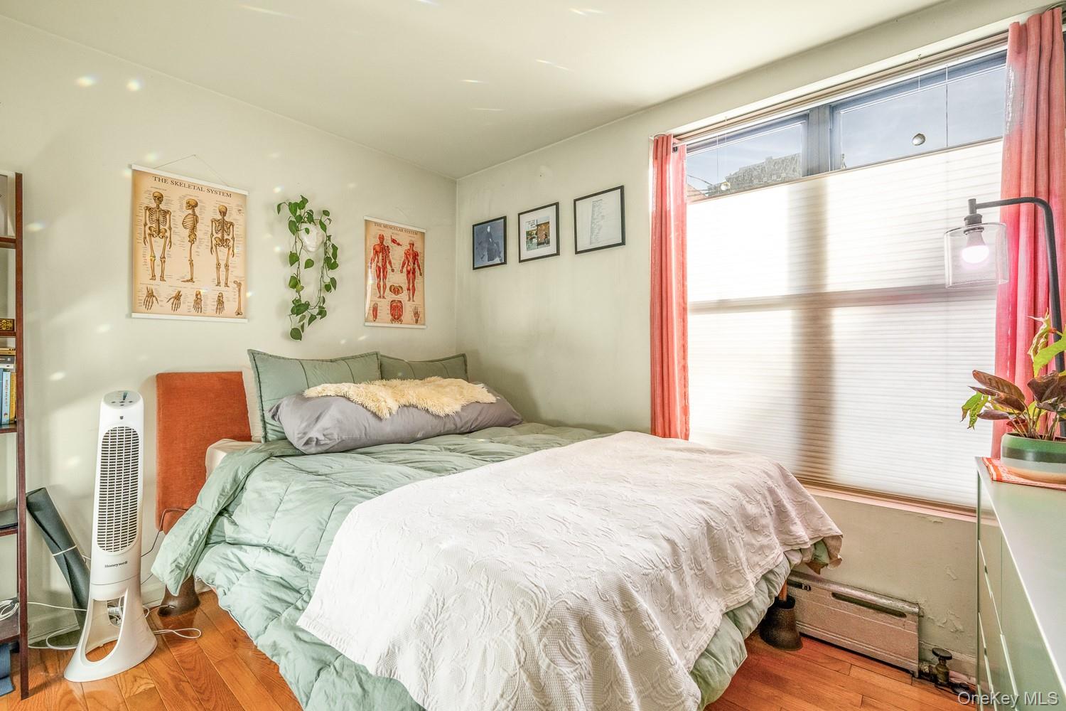 3414 33rd Street, Astoria, NY 11106