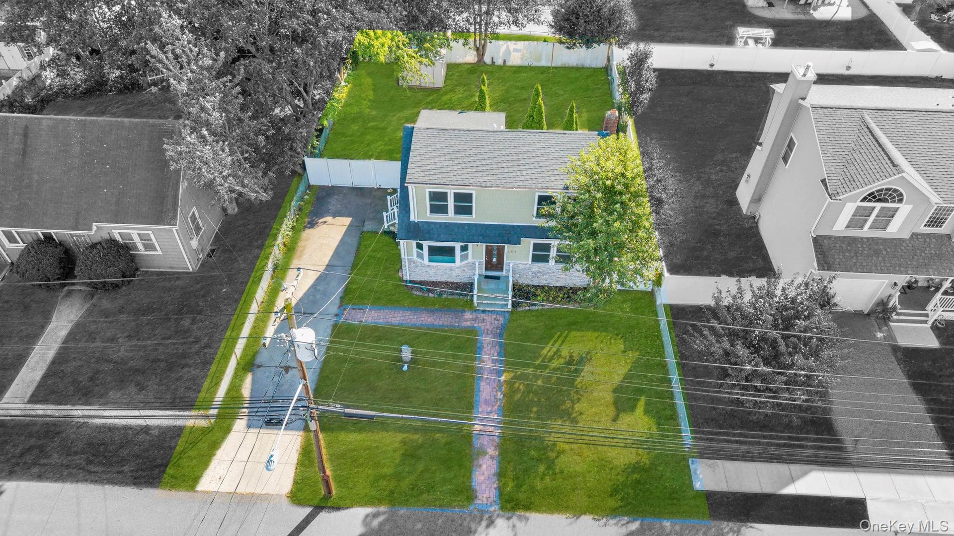 259 35th Street, Lindenhurst, NY 11757