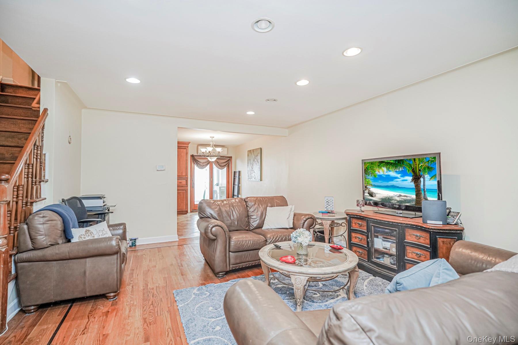 8907 16th Avenue, Brooklyn, NY 11214