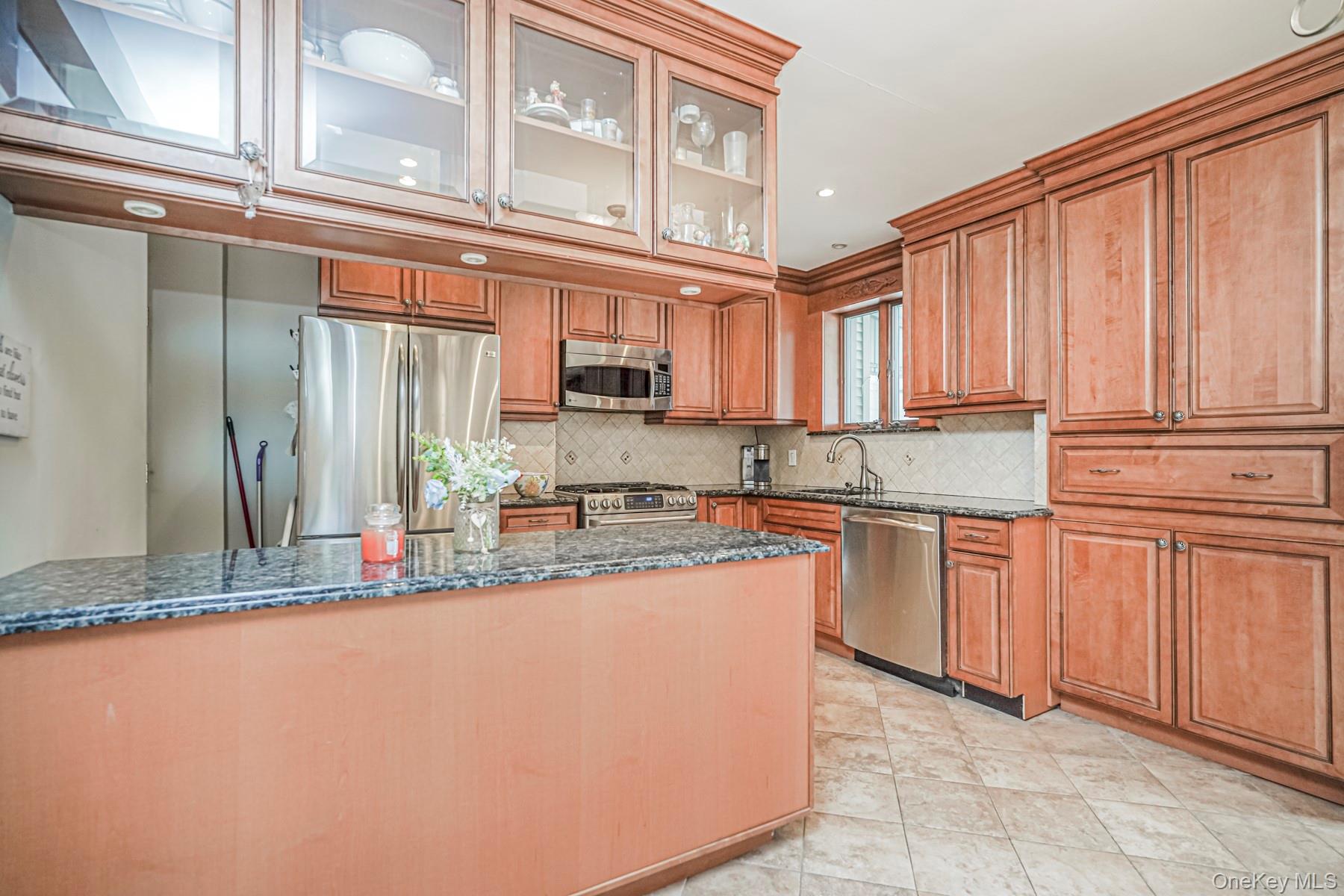 8907 16th Avenue, Brooklyn, NY 11214