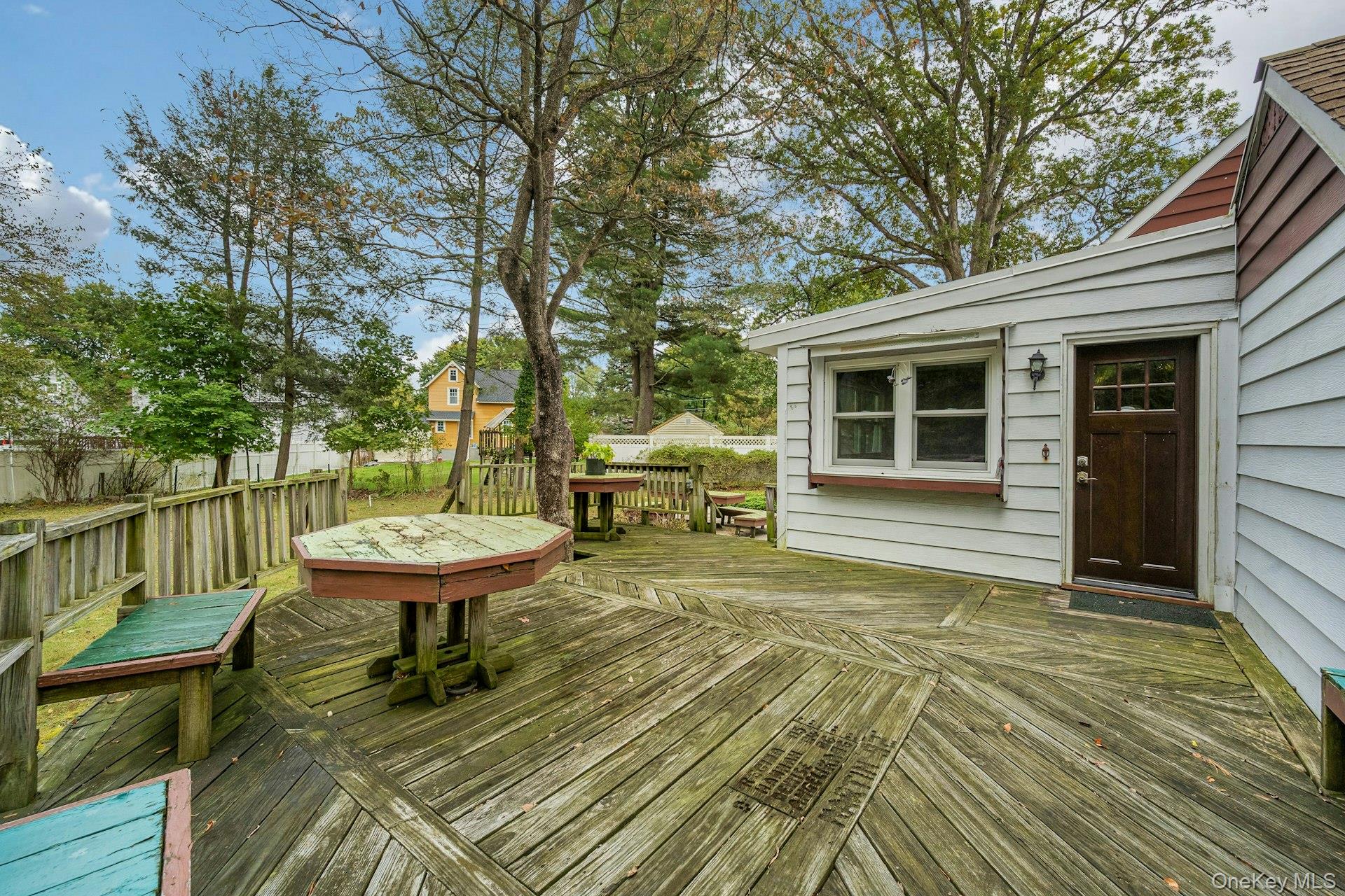 217 W Washington Avenue, Pearl River, NY 10965