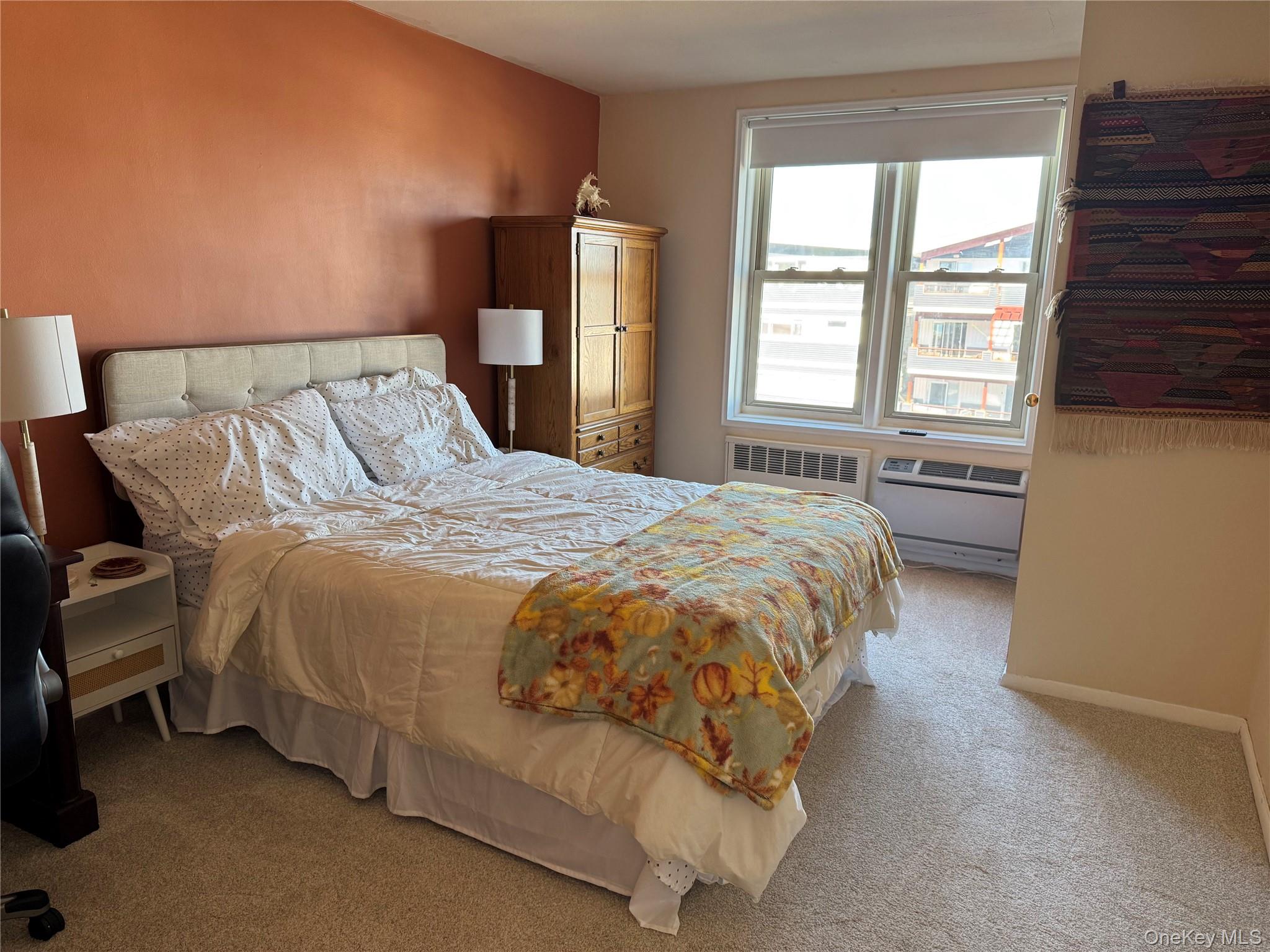 560 W Broadway # 3H, Long Beach, NY 11561