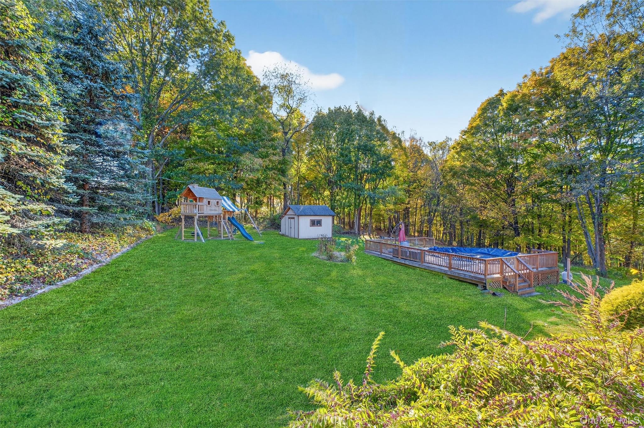 33 Santino Court, Mahopac, NY 10541