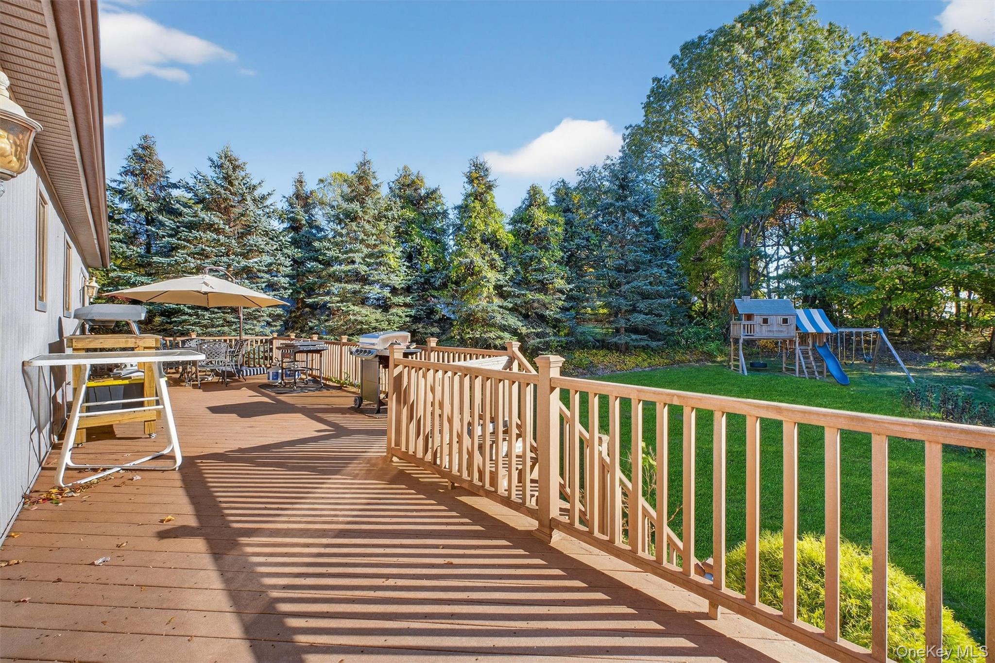 33 Santino Court, Mahopac, NY 10541