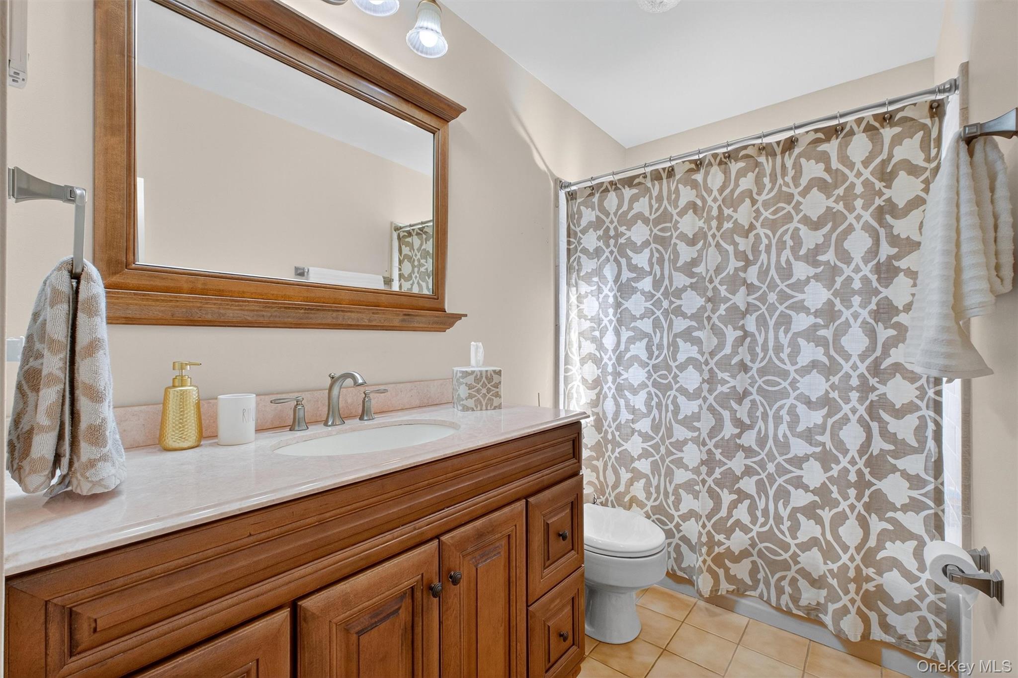 33 Santino Court, Mahopac, NY 10541