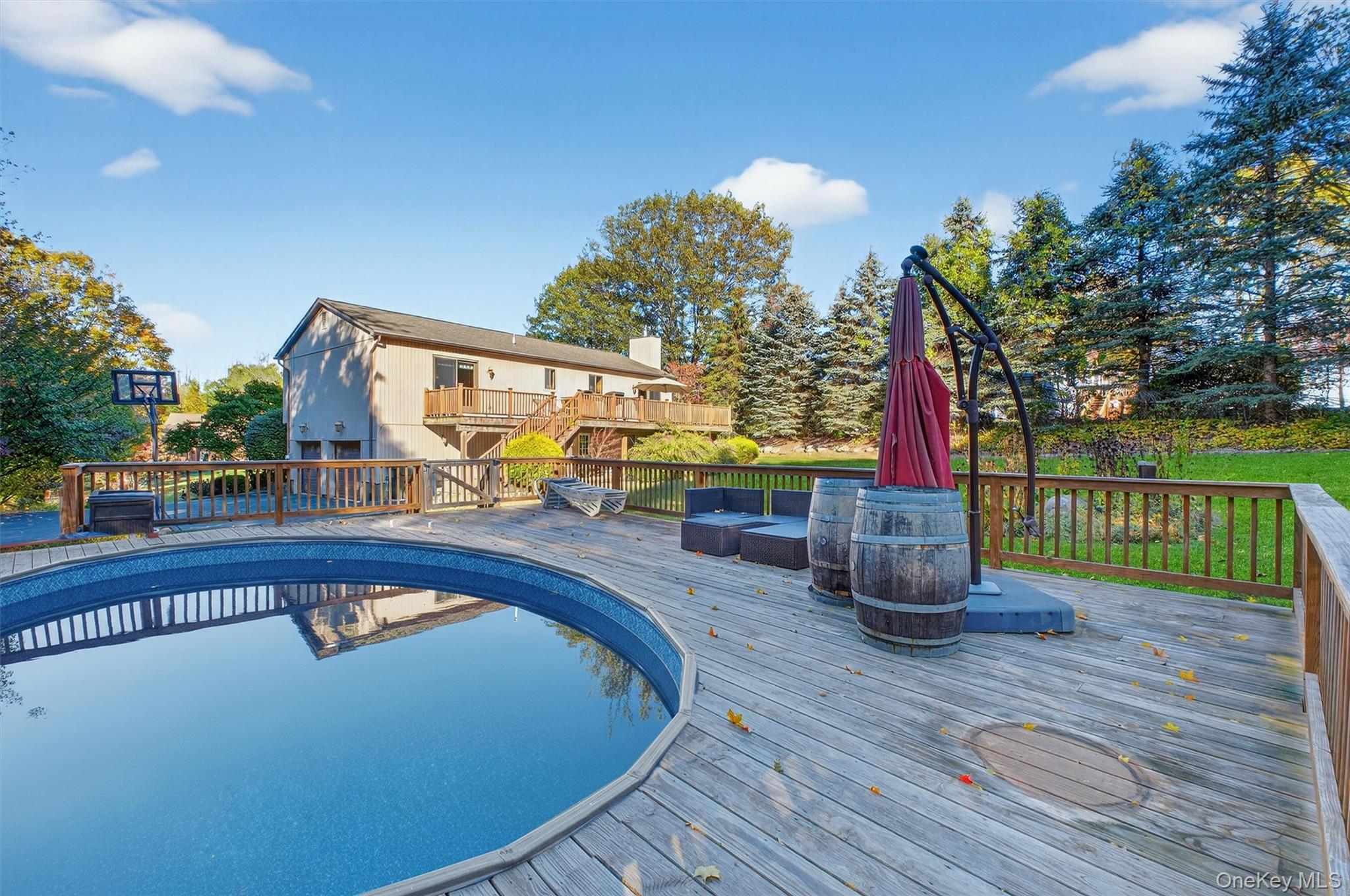 33 Santino Court, Mahopac, NY 10541