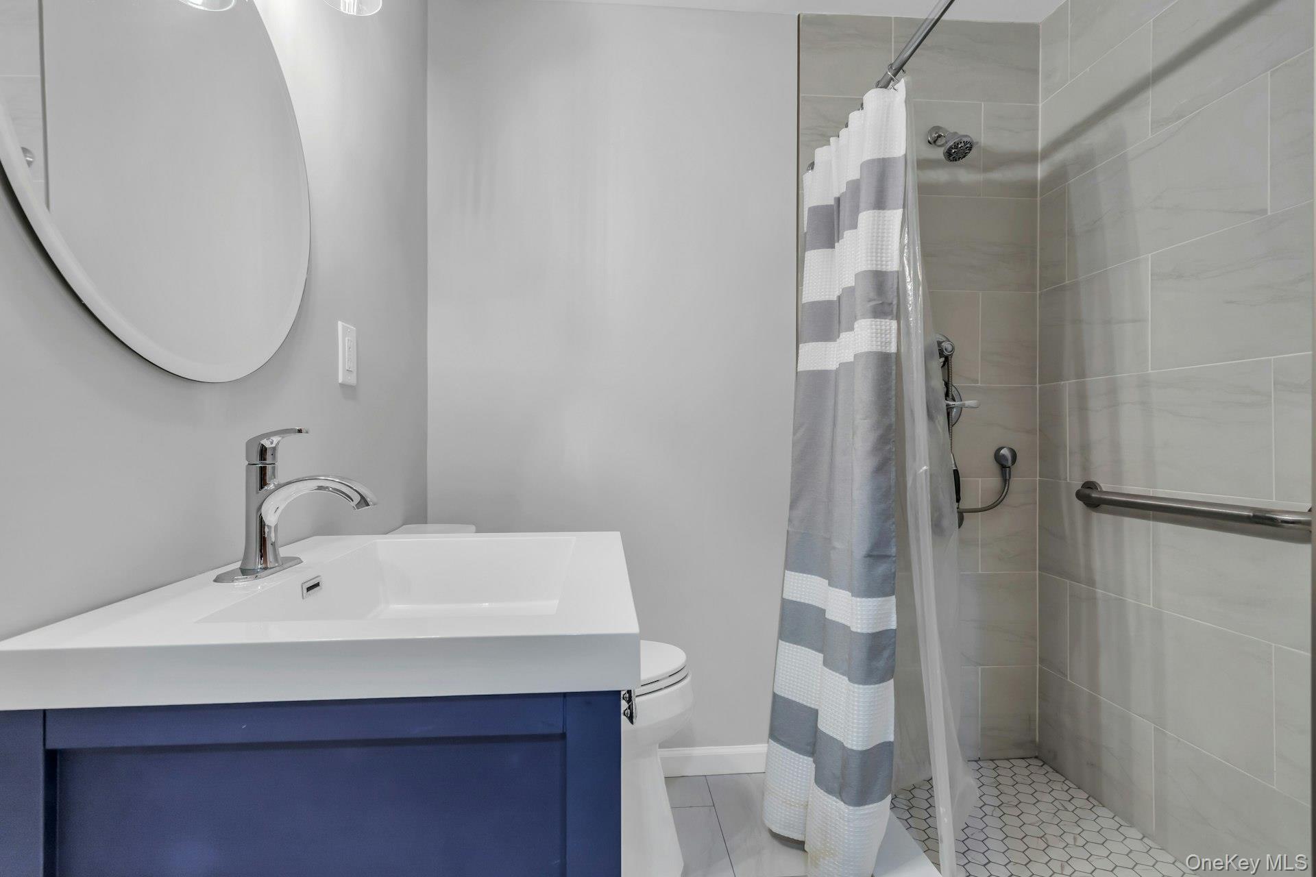 4 Timber Road, Glen Cove, NY 11542