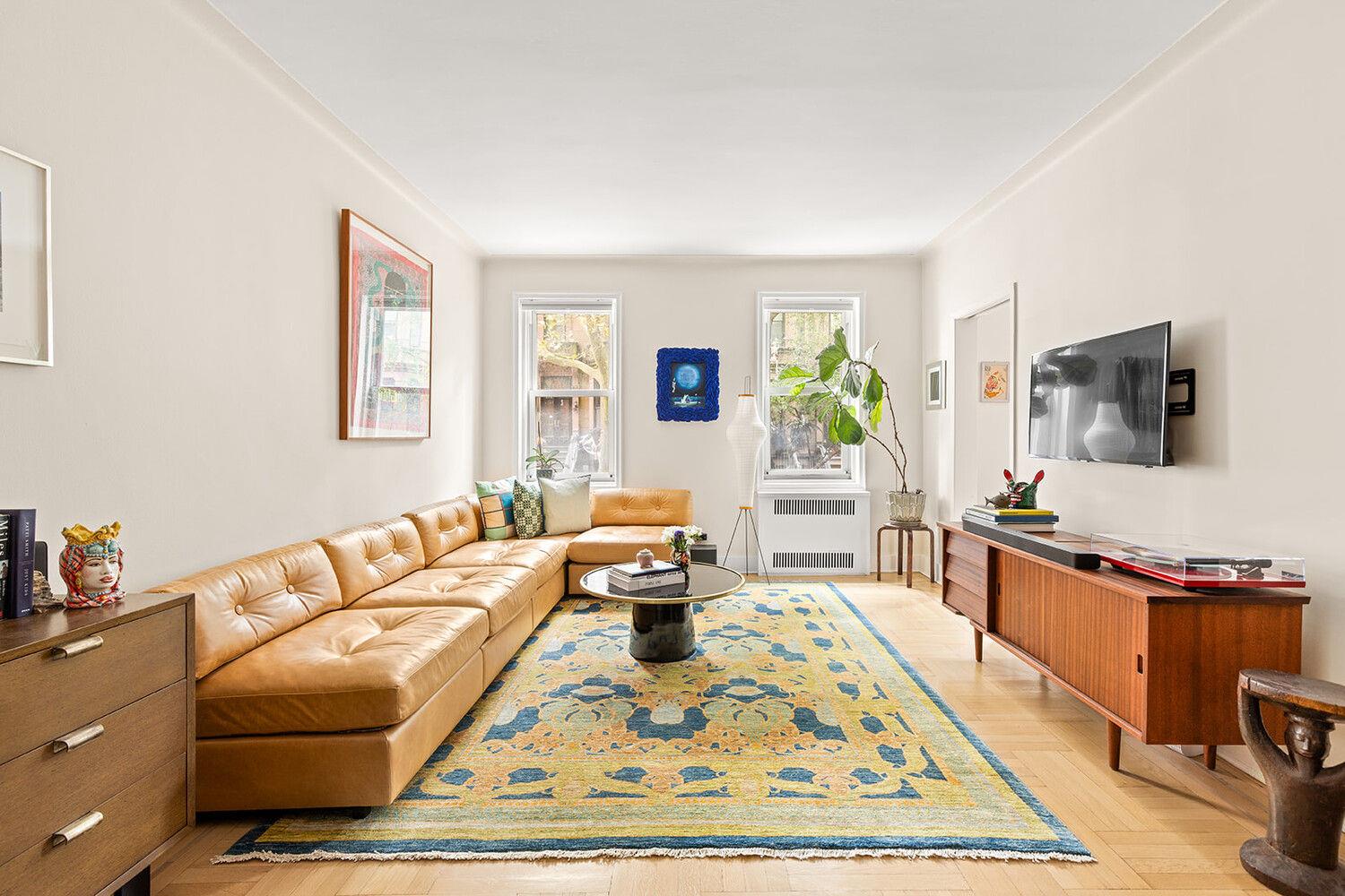 25 PLAZA Street W # 1J, Brooklyn, NY 11217