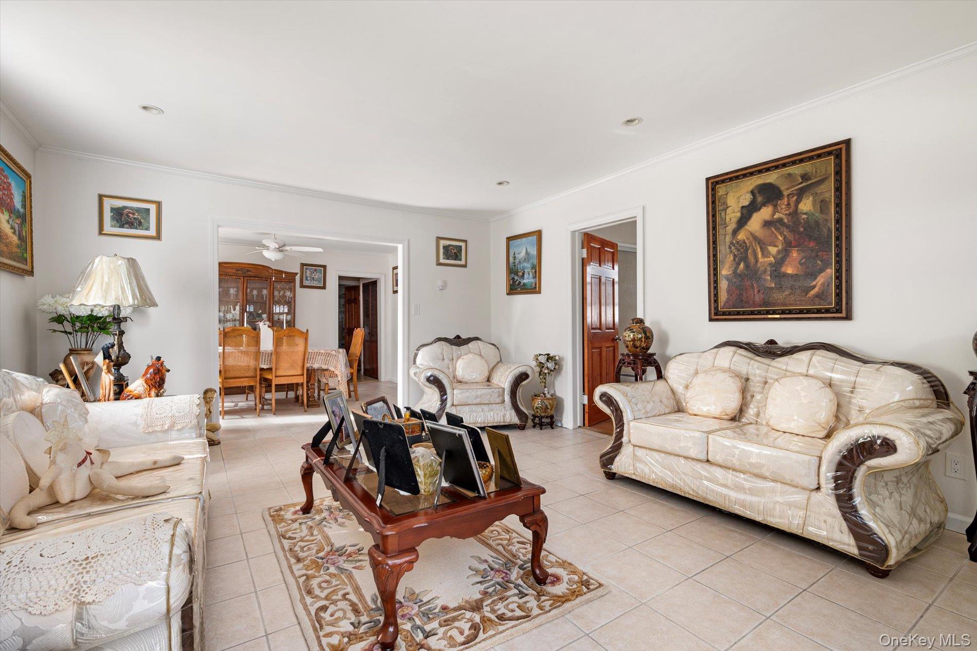 247 N Columbus Avenue, Freeport, NY 11520