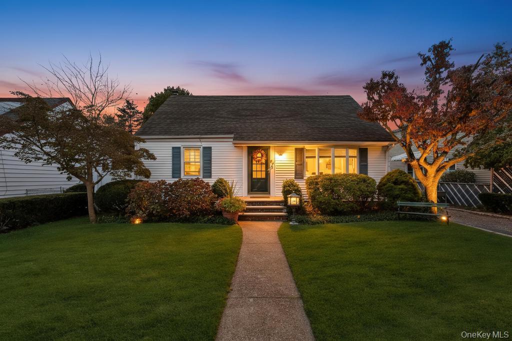 60 Underhill Avenue, Hicksville, NY 11801