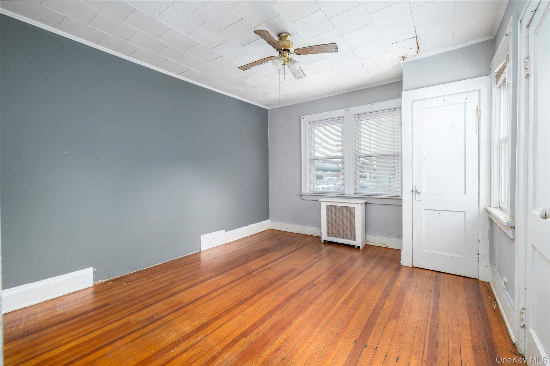 2848 Woods Avenue, Oceanside, NY 11572