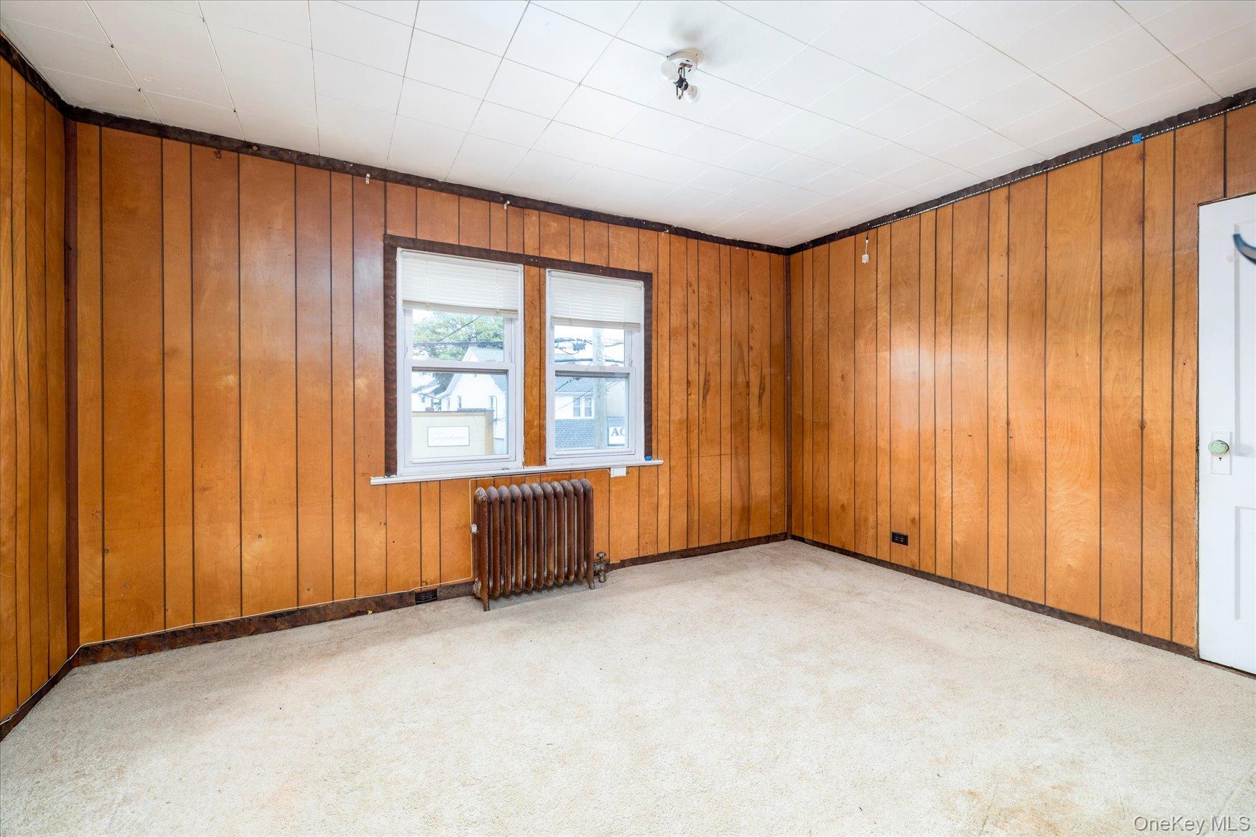 2848 Woods Avenue, Oceanside, NY 11572