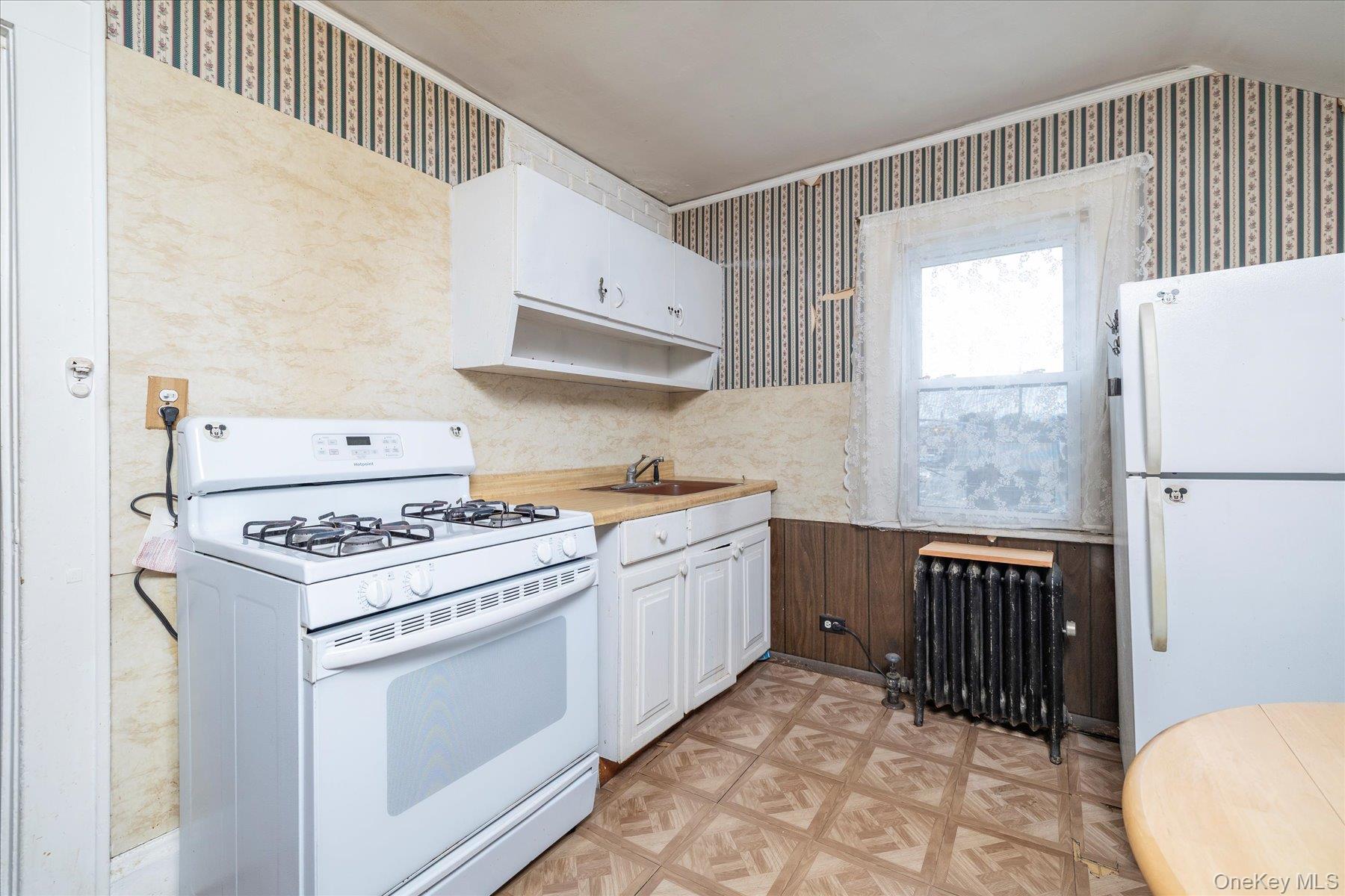 2848 Woods Avenue, Oceanside, NY 11572