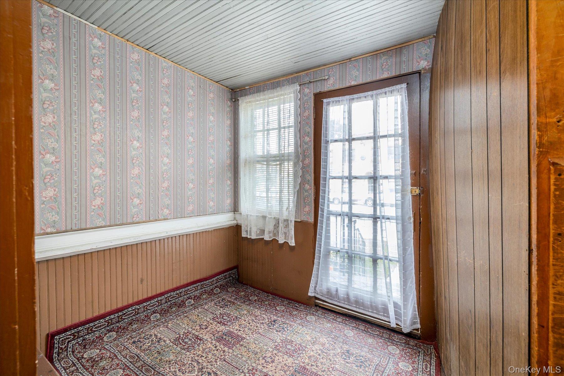 2848 Woods Avenue, Oceanside, NY 11572