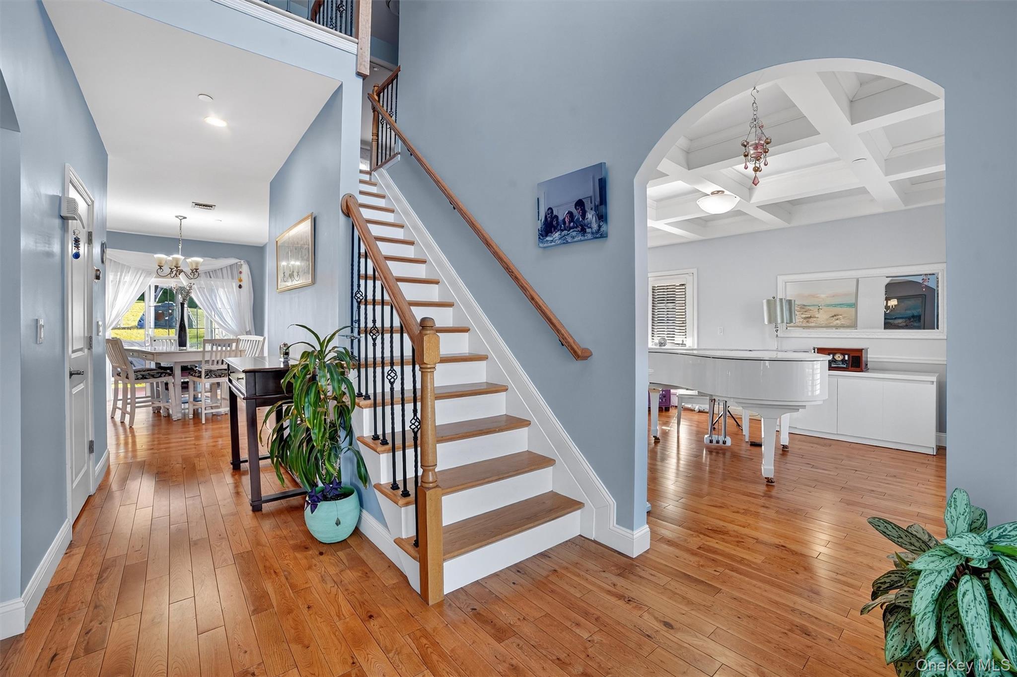 6 Clarion Drive, White Plains, NY 10603