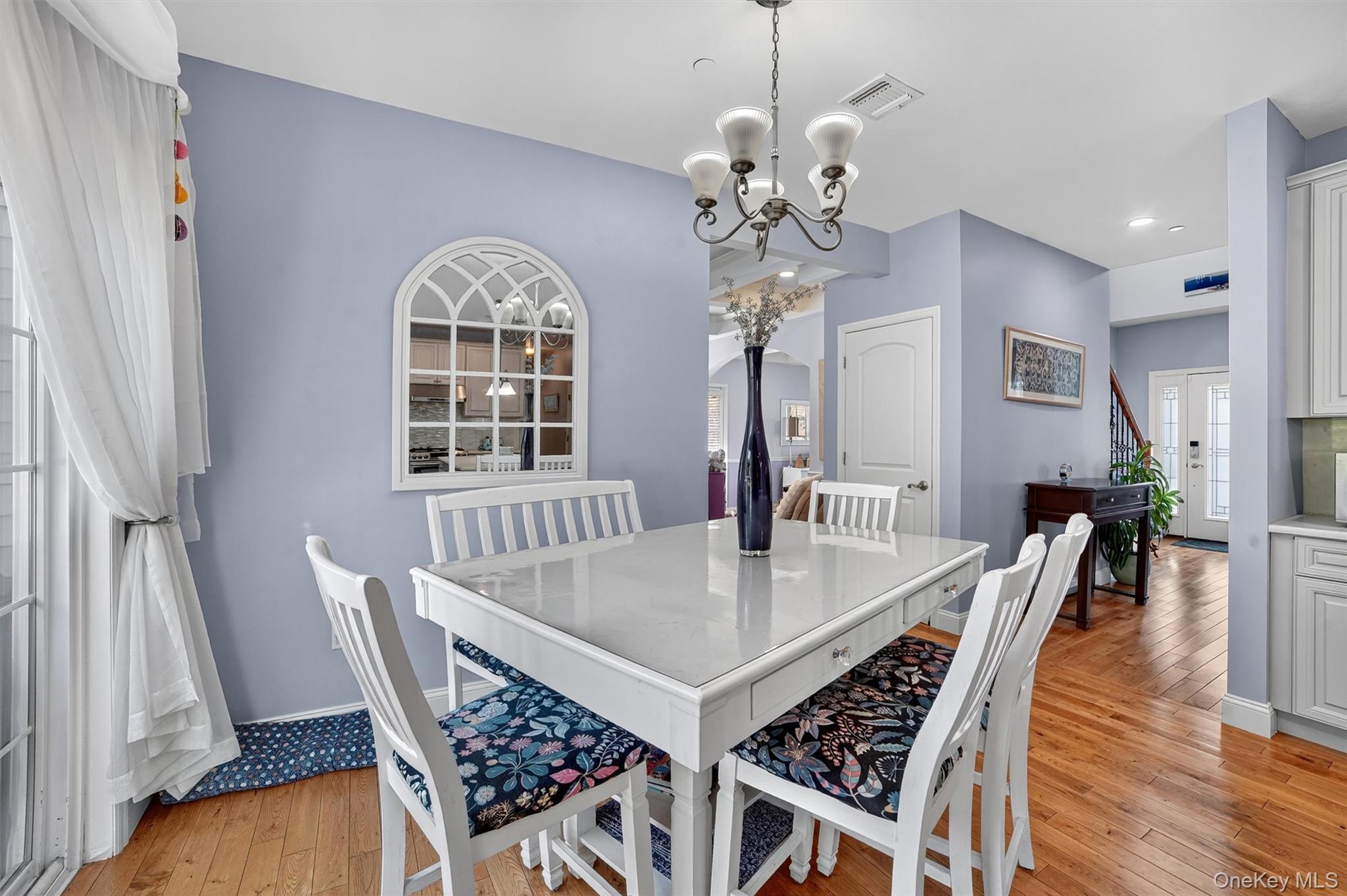 6 Clarion Drive, White Plains, NY 10603