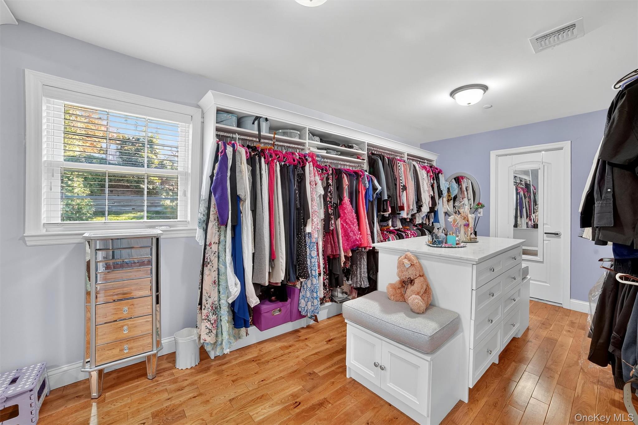 6 Clarion Drive, White Plains, NY 10603