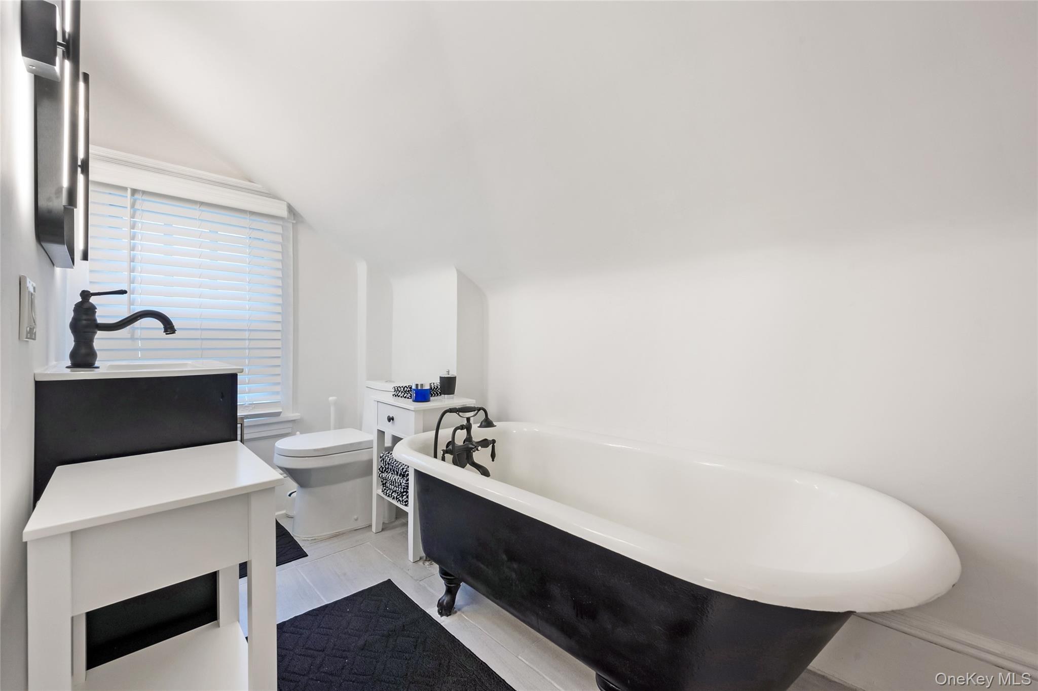 60 Aberfoyle Road, New Rochelle, NY 10804