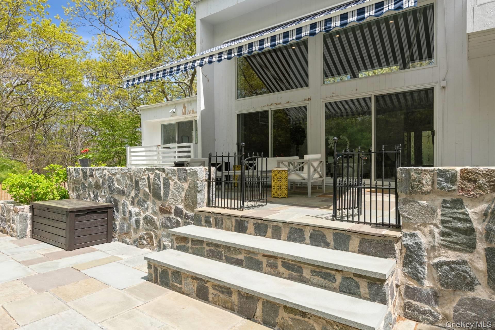 715 Hands Creek Road, East Hampton, NY 11937