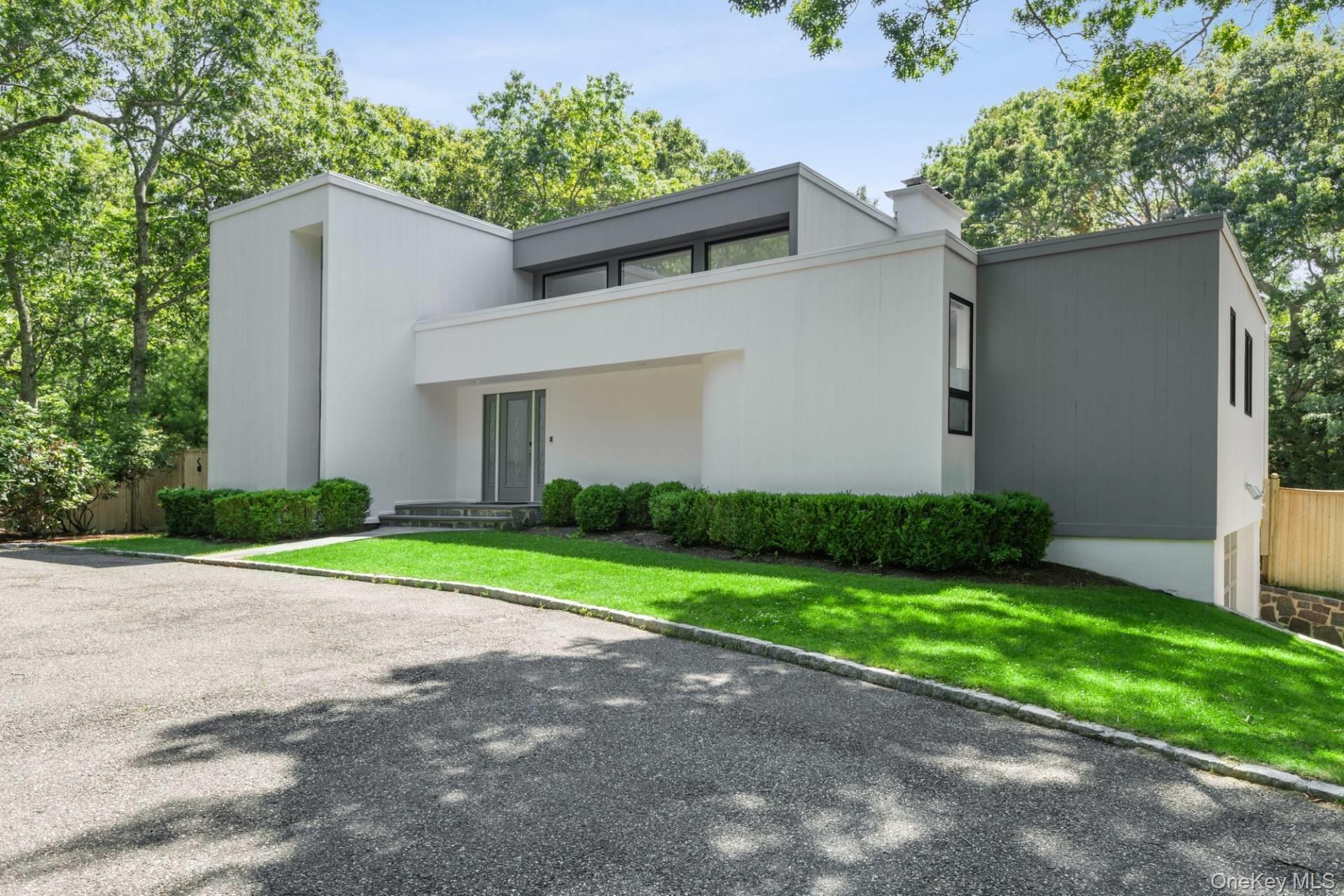 715 Hands Creek Road, East Hampton, NY 11937