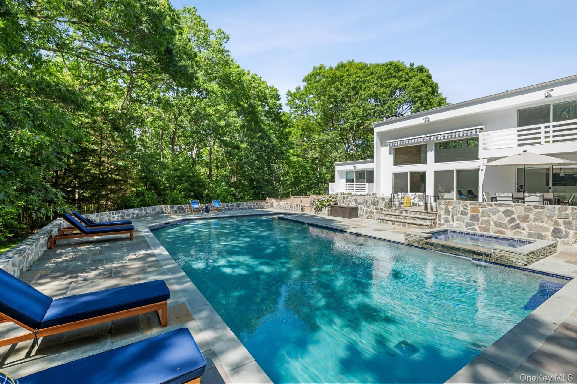 715 Hands Creek Road, East Hampton, NY 11937
