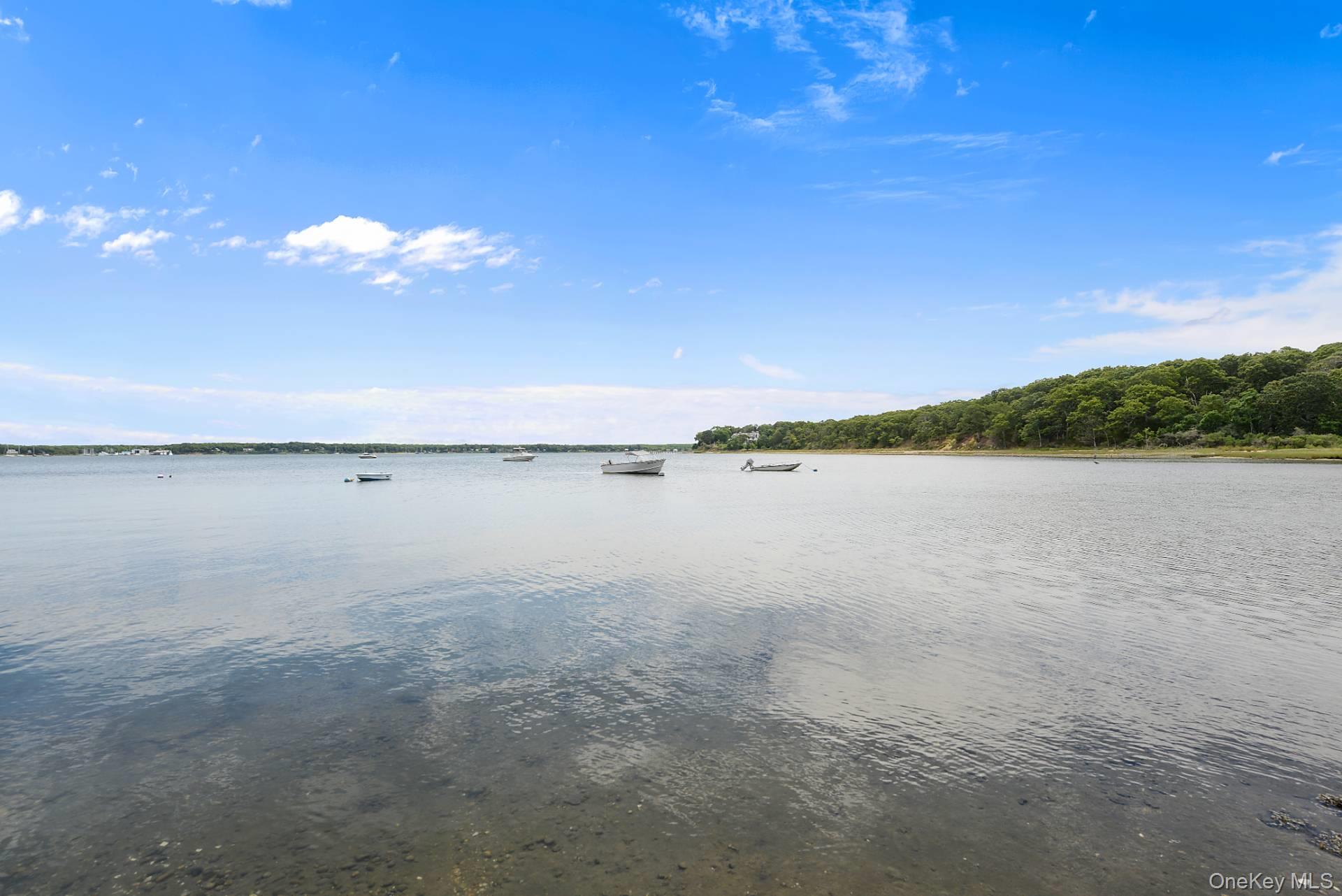 715 Hands Creek Road, East Hampton, NY 11937