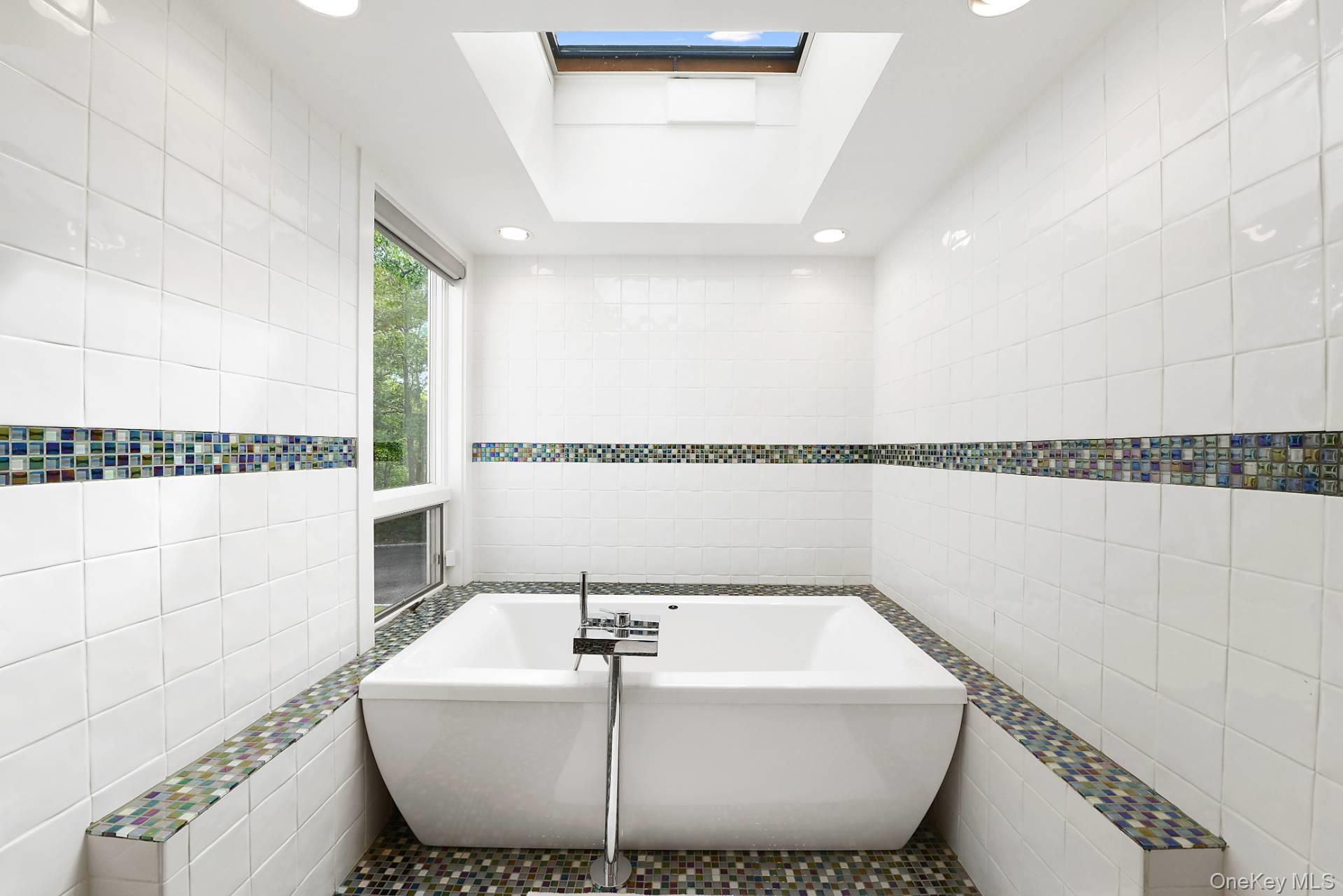 715 Hands Creek Road, East Hampton, NY 11937