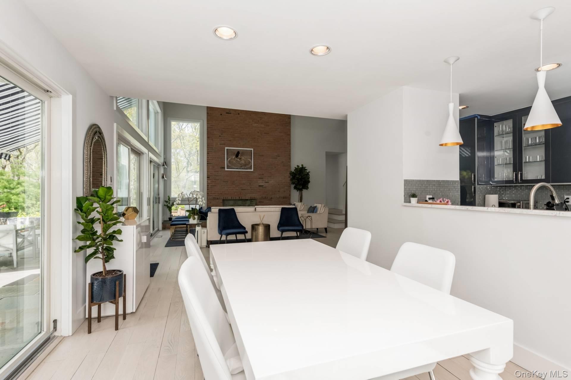 715 Hands Creek Road, East Hampton, NY 11937