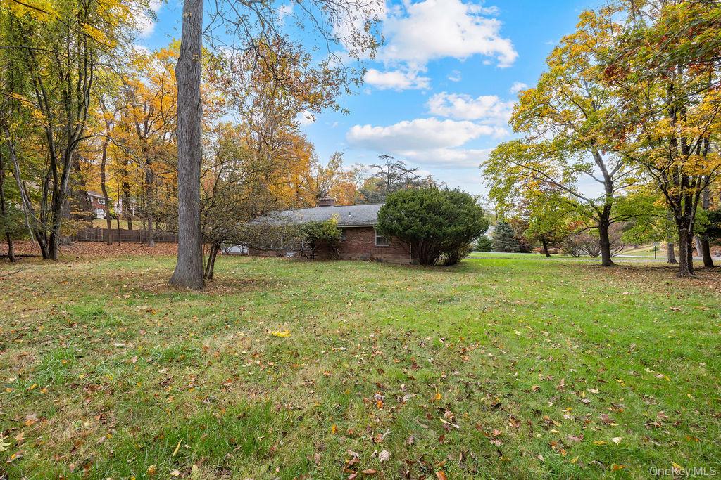 5 Steinway Court, Suffern, NY 10901