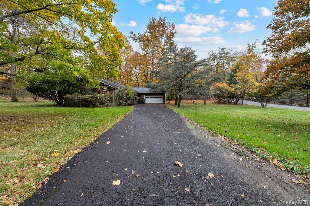 5 Steinway Court, Suffern, NY 10901