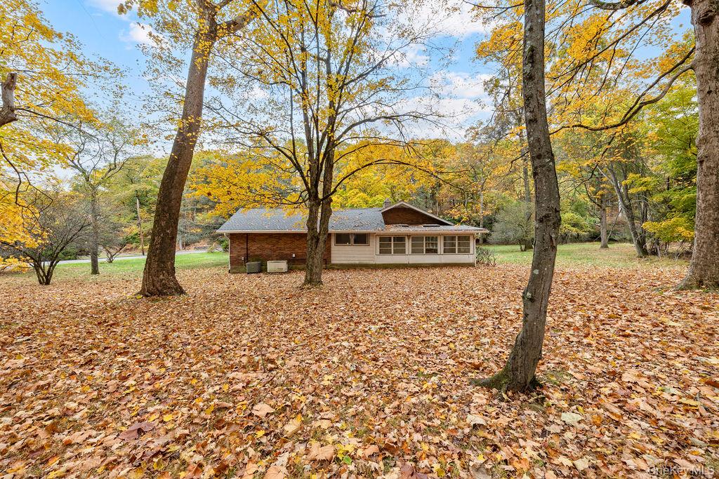 5 Steinway Court, Suffern, NY 10901