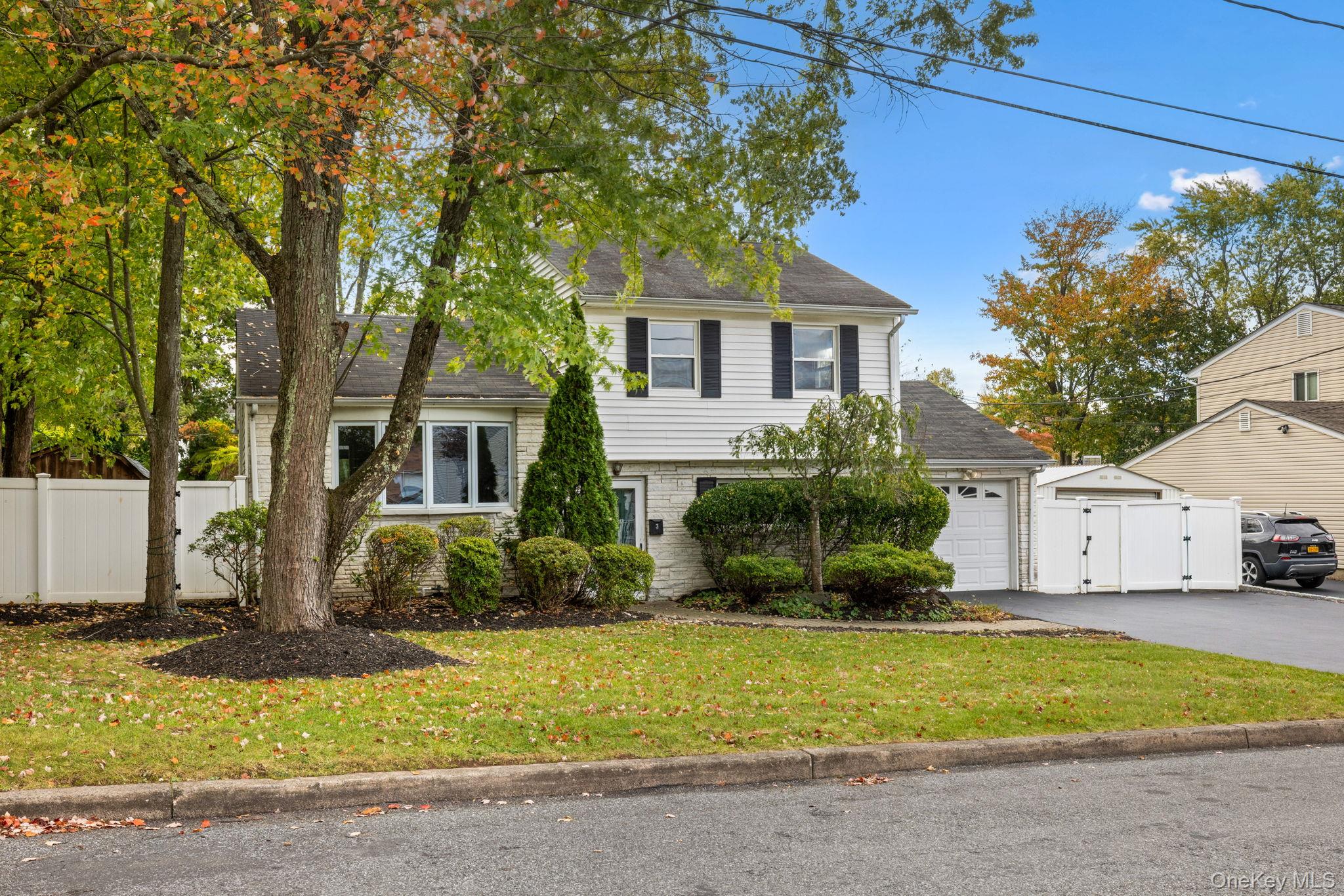 3 Hollis Street, Orangeburg, NY 10962